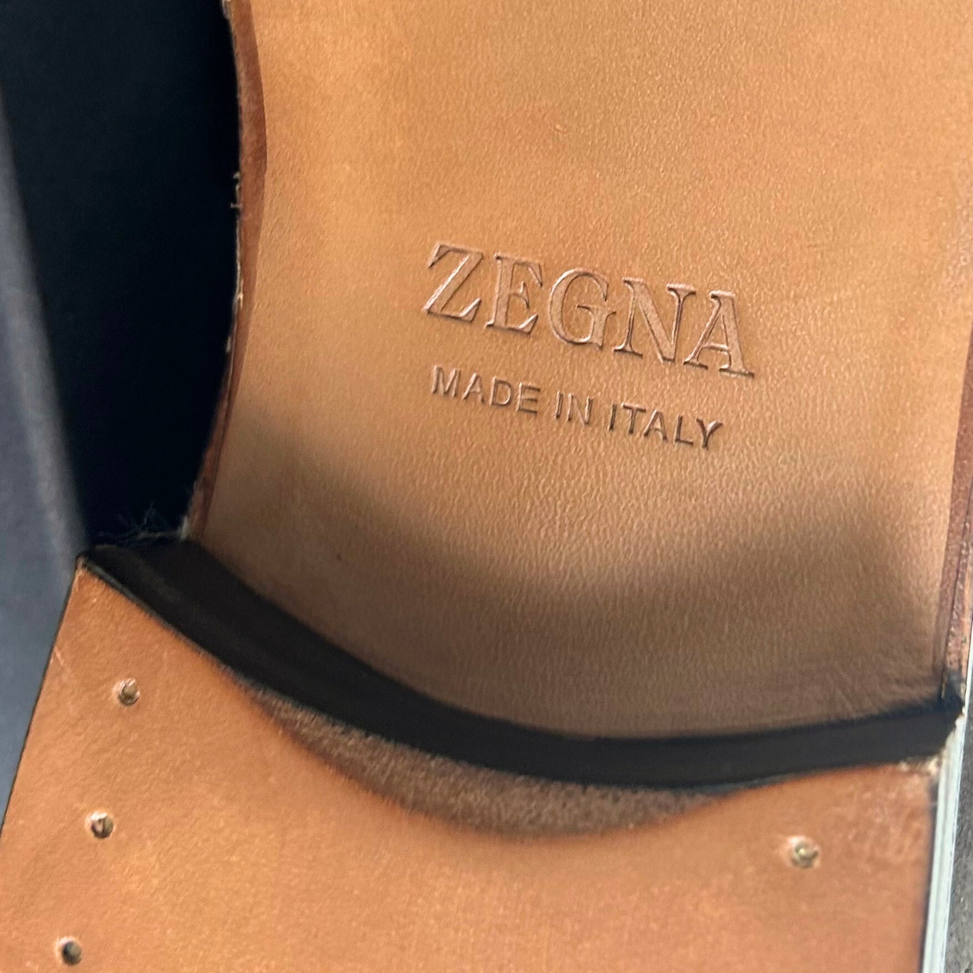 Brown Chelsea Boots made of Suede (EU 43)