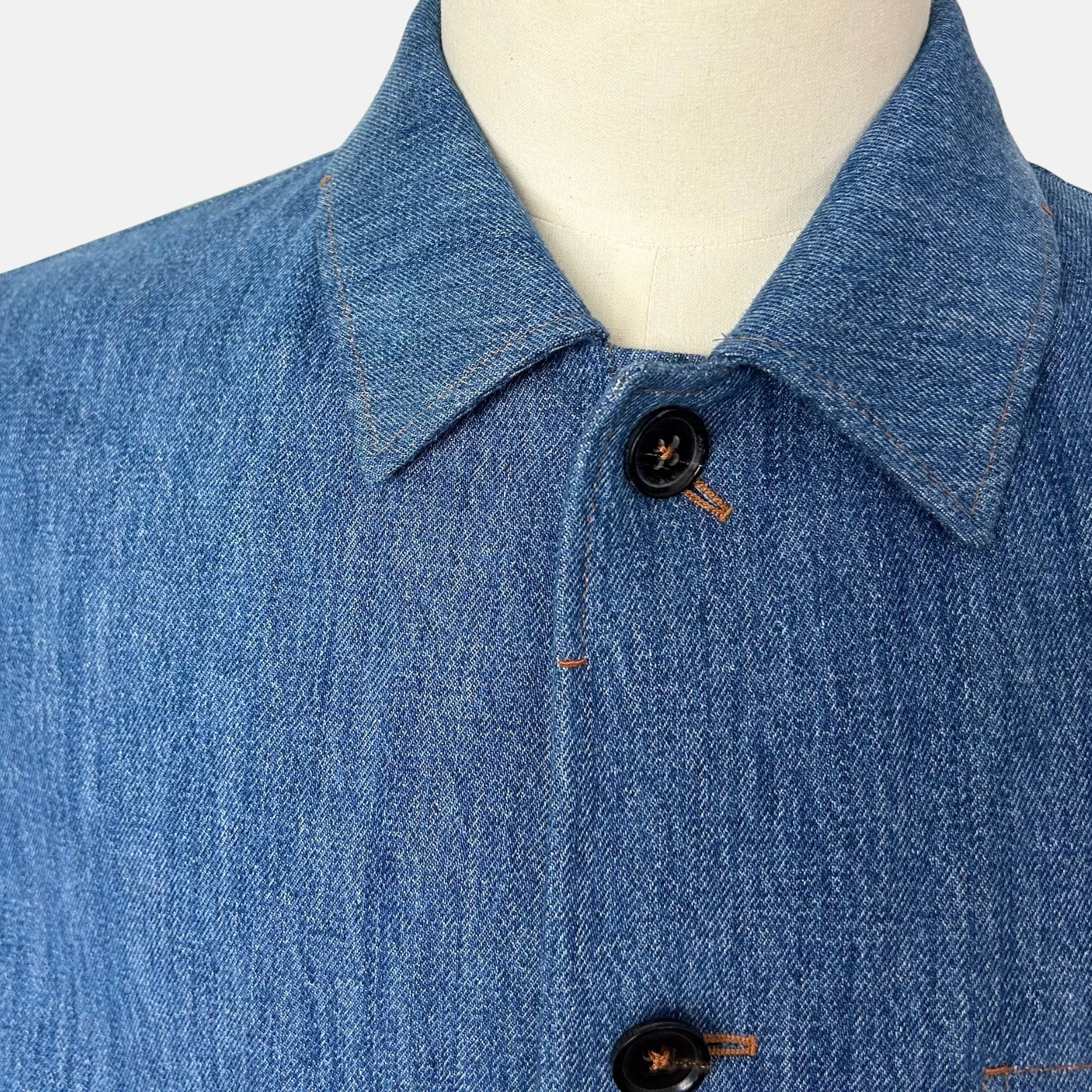 Blue Denim Jacket made of Cotton /Leather Details (EU 48)