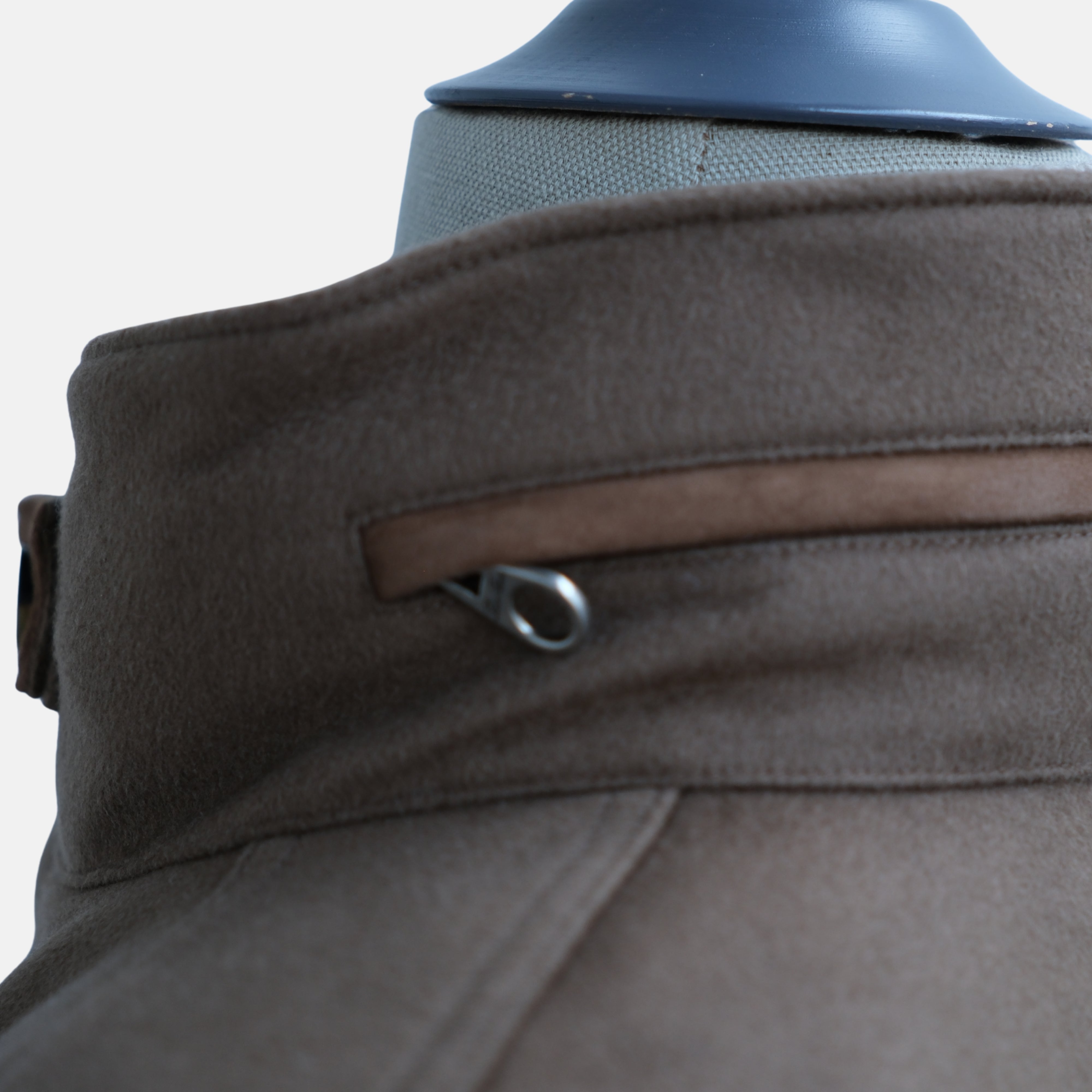 Brown "Traveller" Cashmere Jacket (EU 50)
