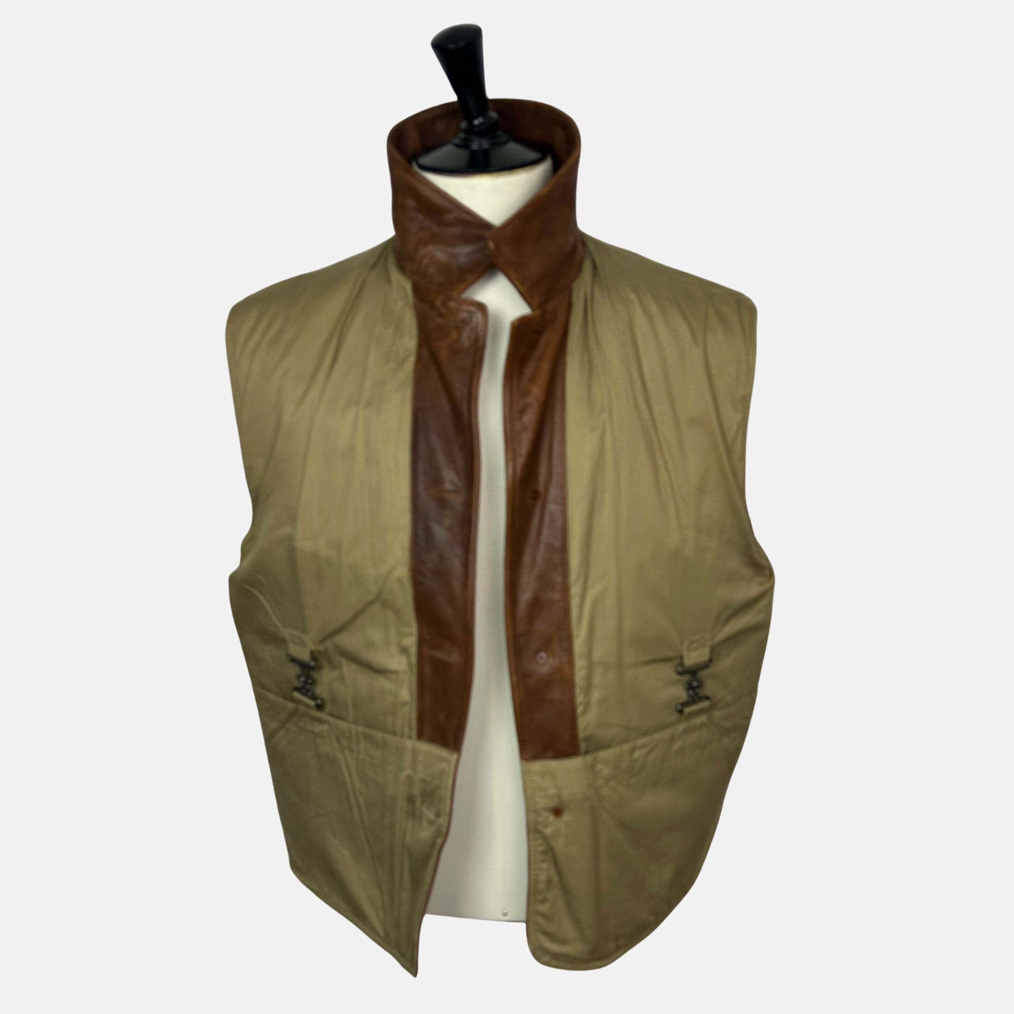 Brown Vest made of  Leather (XL)