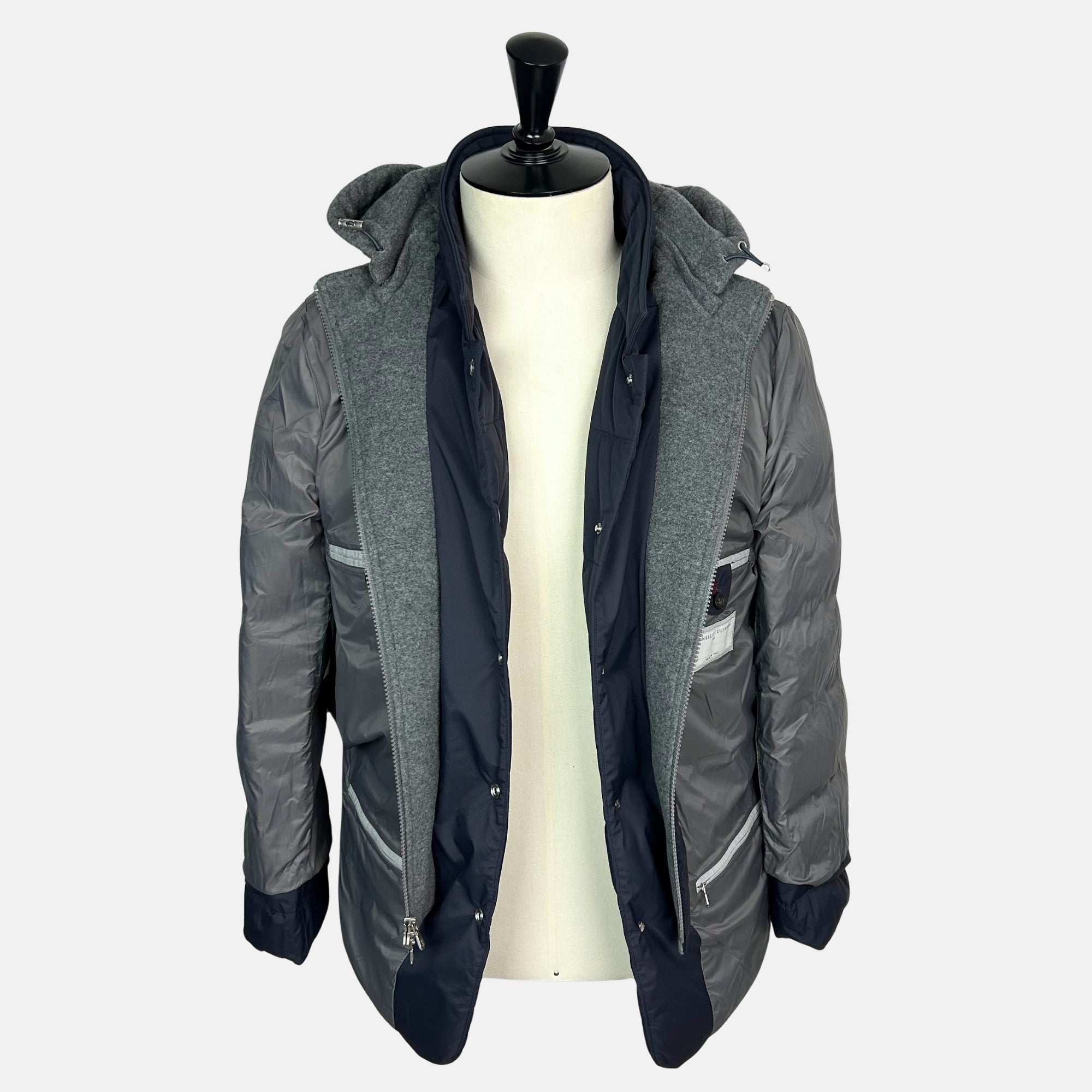 Navy/Gray Hooded Down Jacket made of Nylon/Cashmere (M)