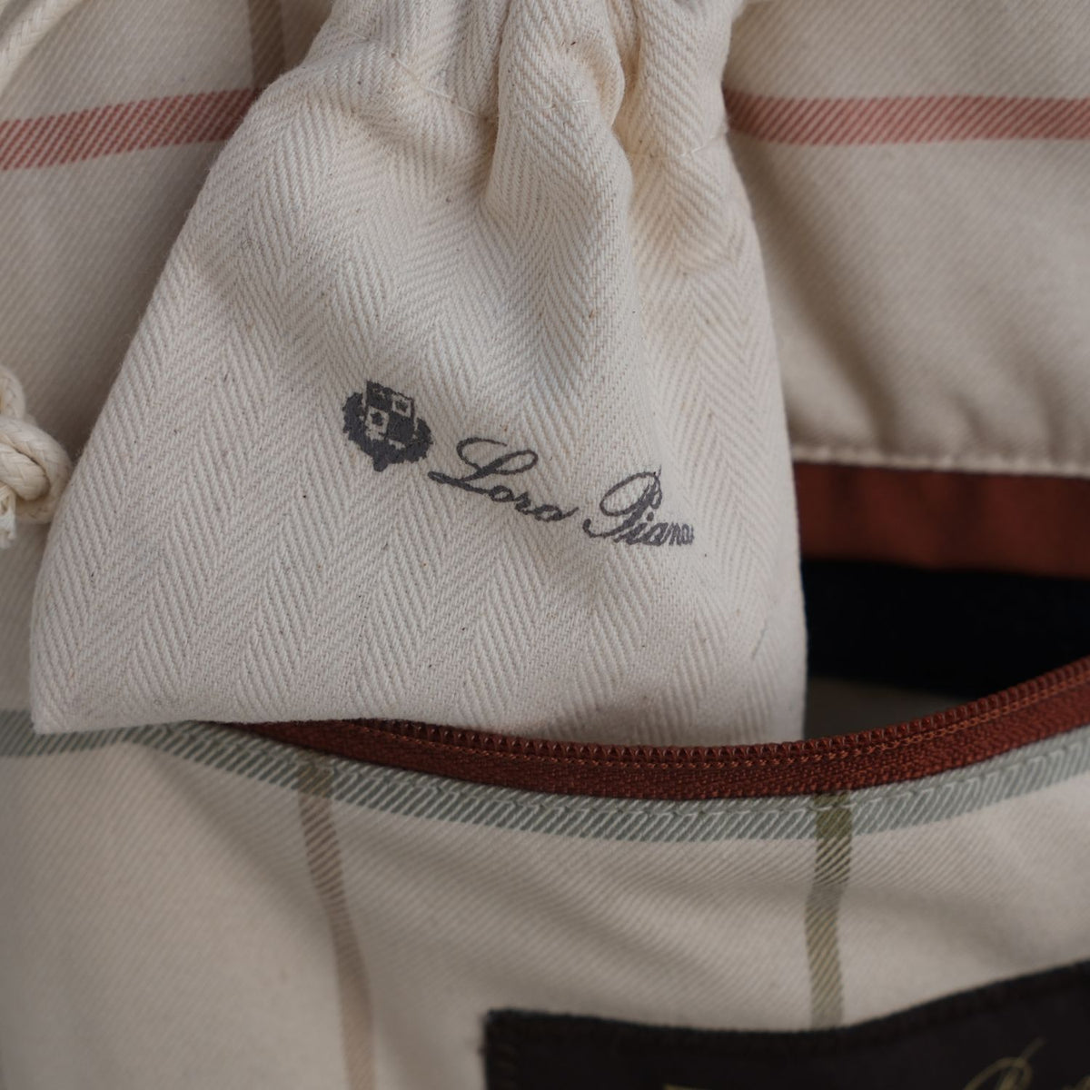 Loro Piana Blue Storm System Parka made of Cashmere/Polyamide/Elastane with Suede Details (S) – pre-owned | Sanpetuna