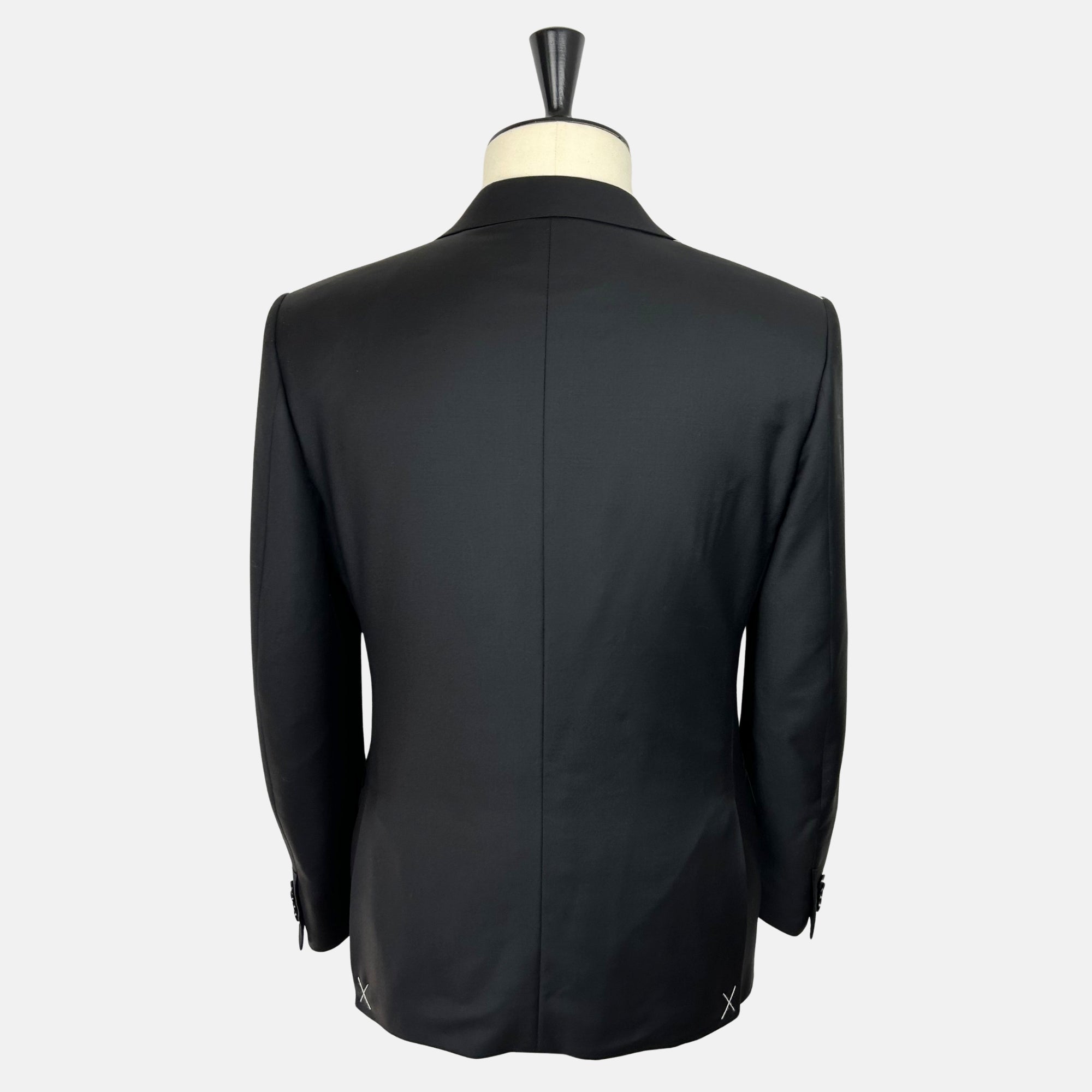 Black Suit made of Merino Wool (EU 48)