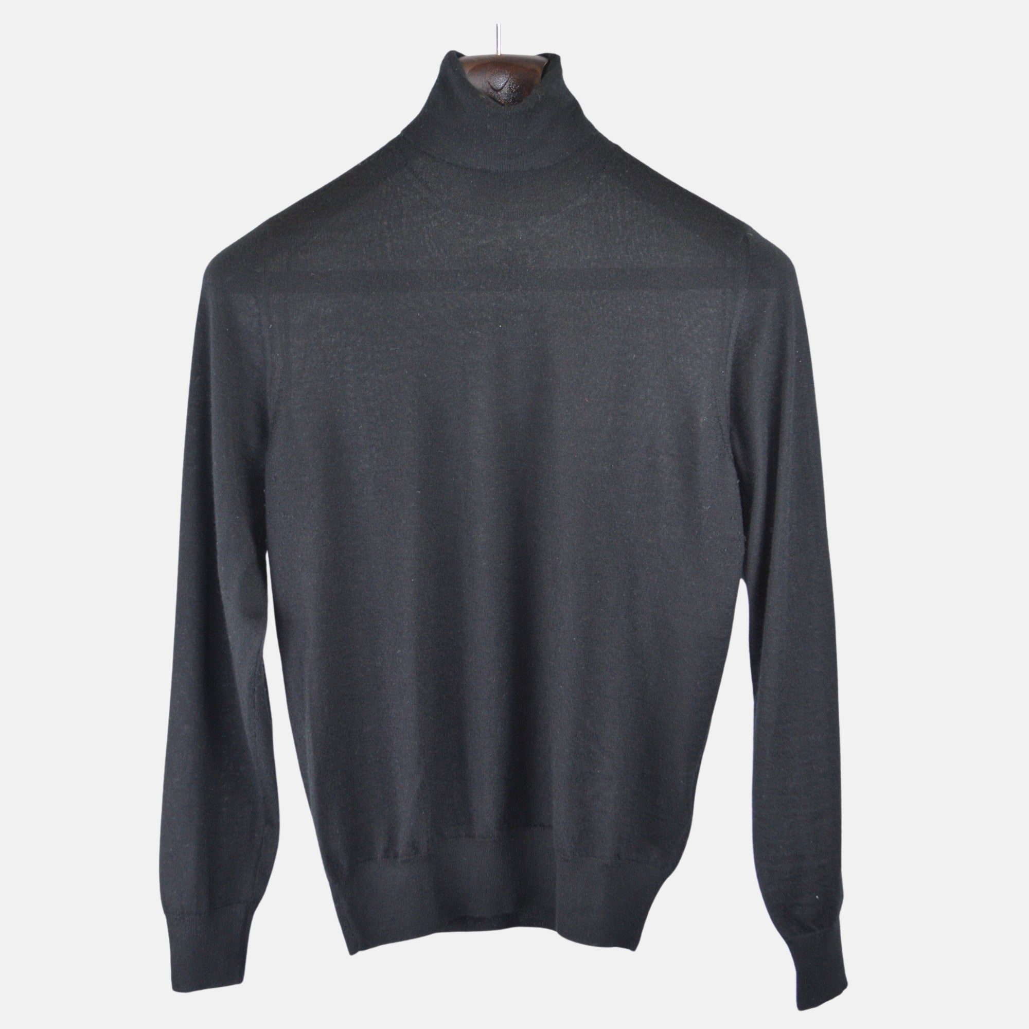 Black Turtleneck Pullover made of Cashmere (EU 46)