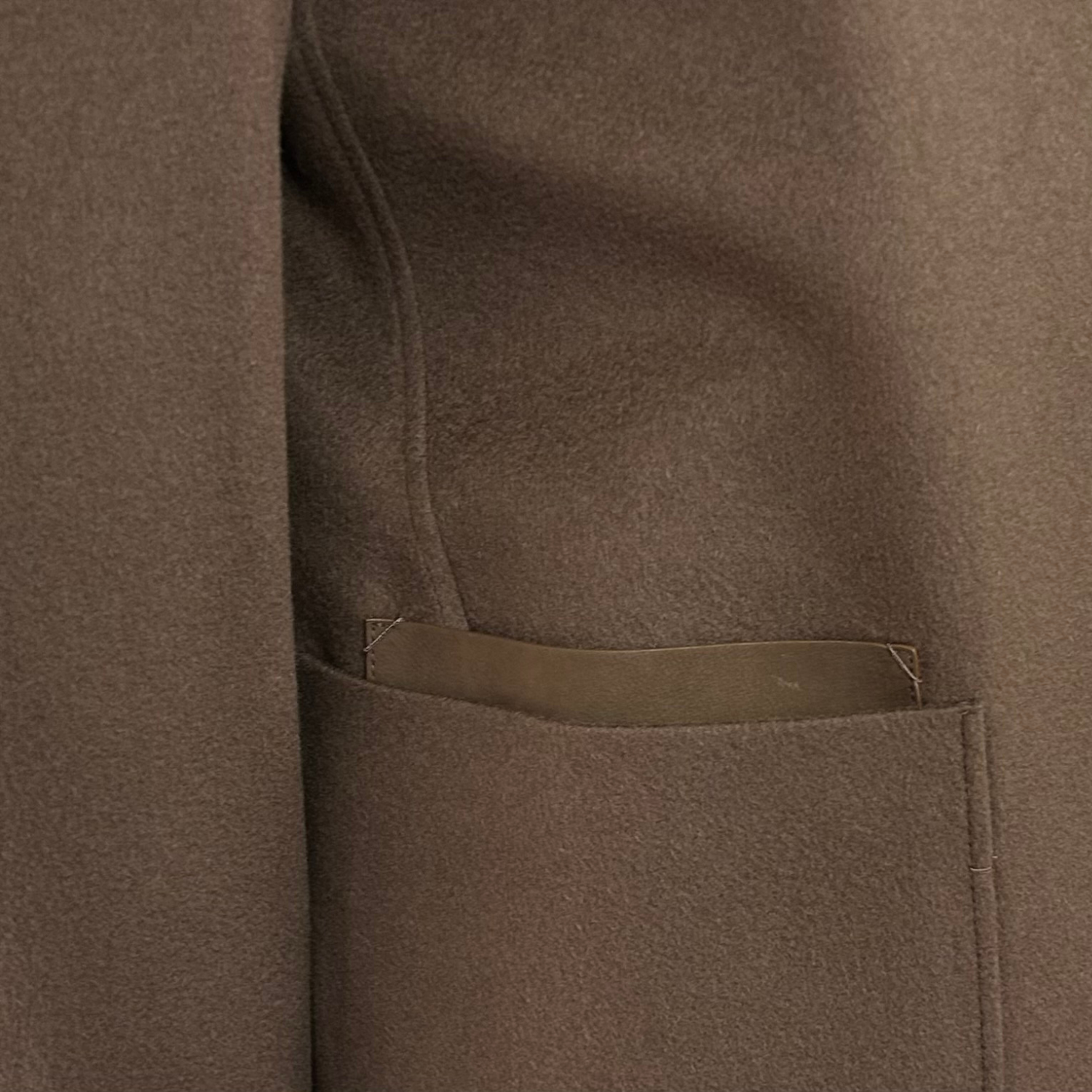 Brown "Il Conti" Cashmere Jacket (EU 52)