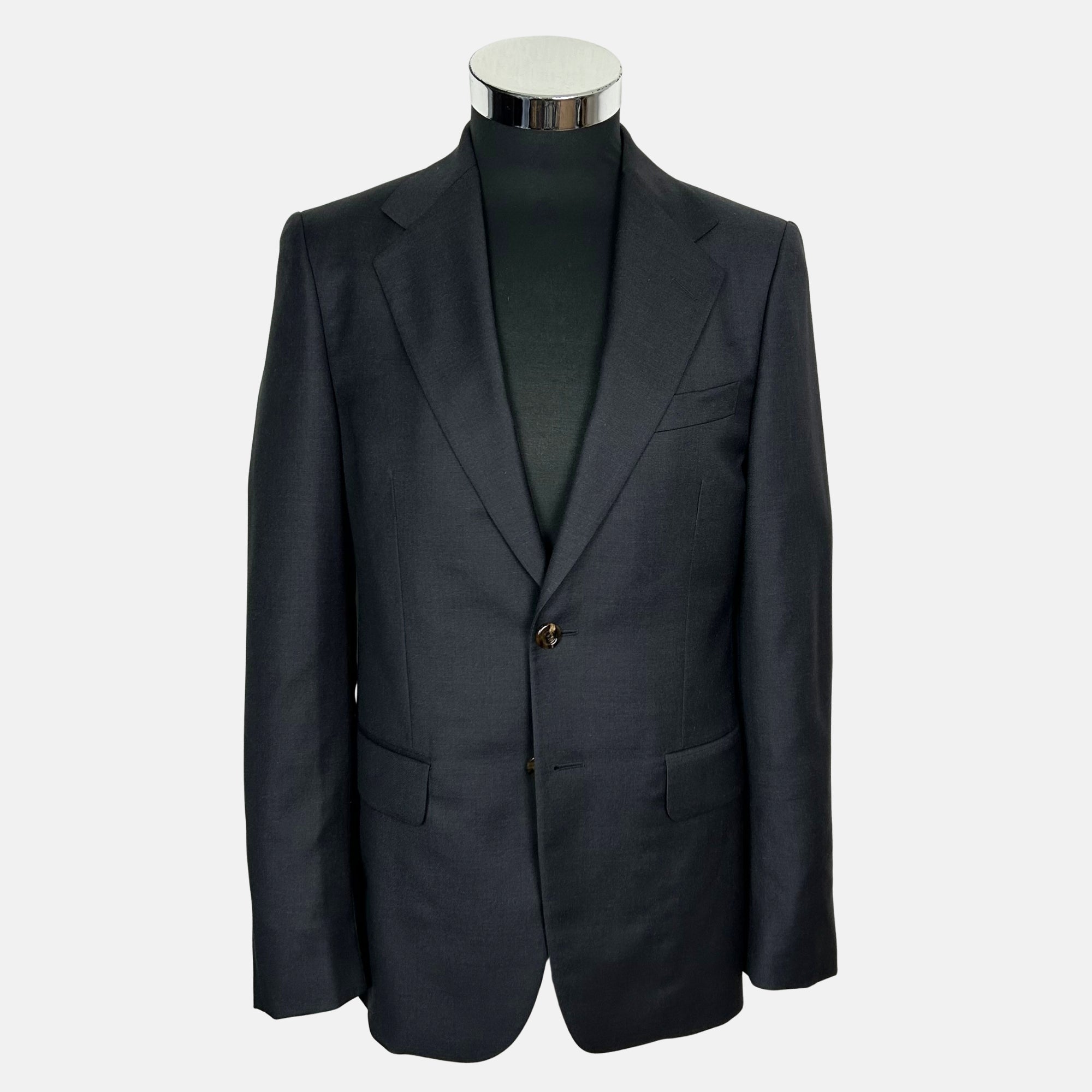 Dark Gray Suit made of Wool (EU 44)