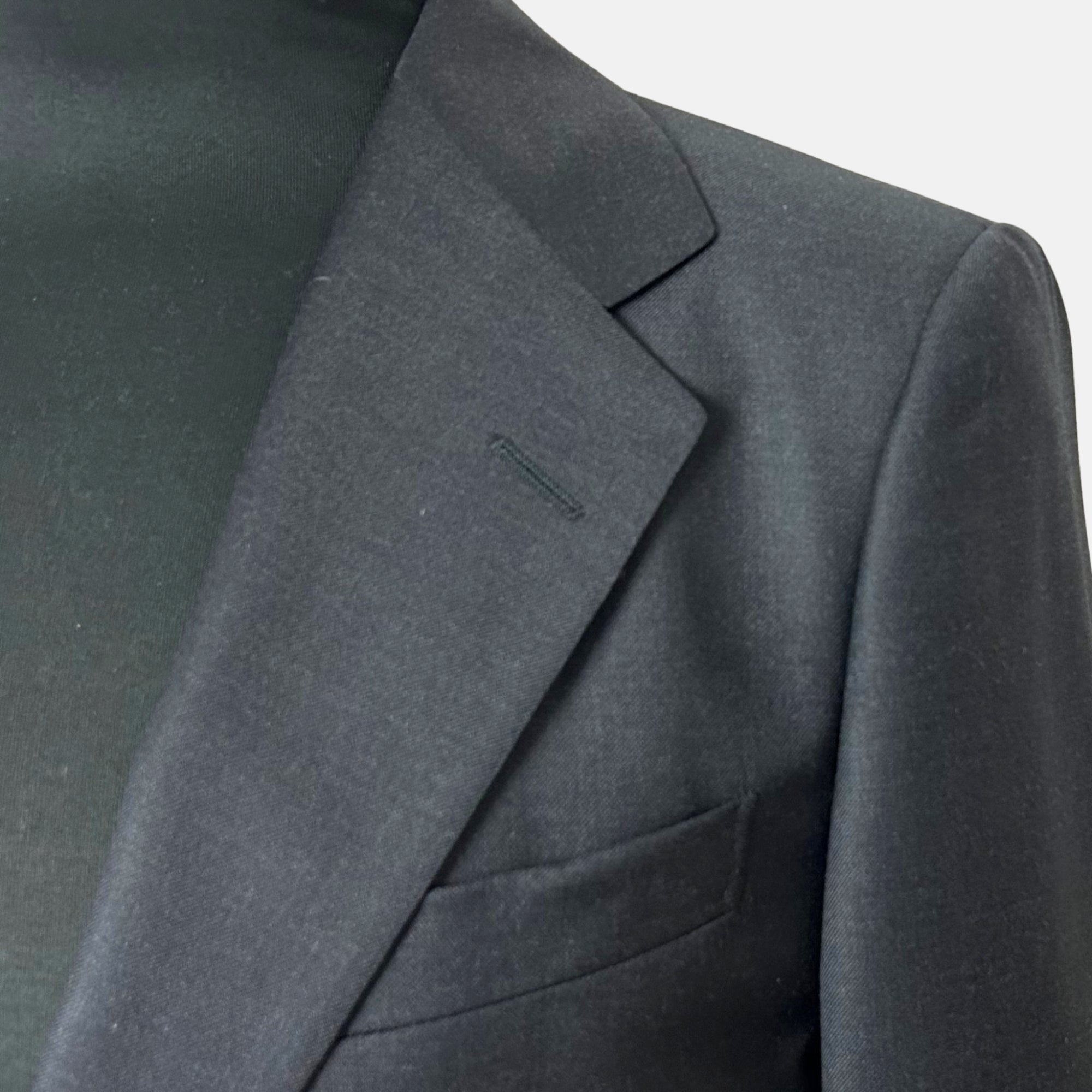 Dark Gray Suit made of Wool (EU 44)