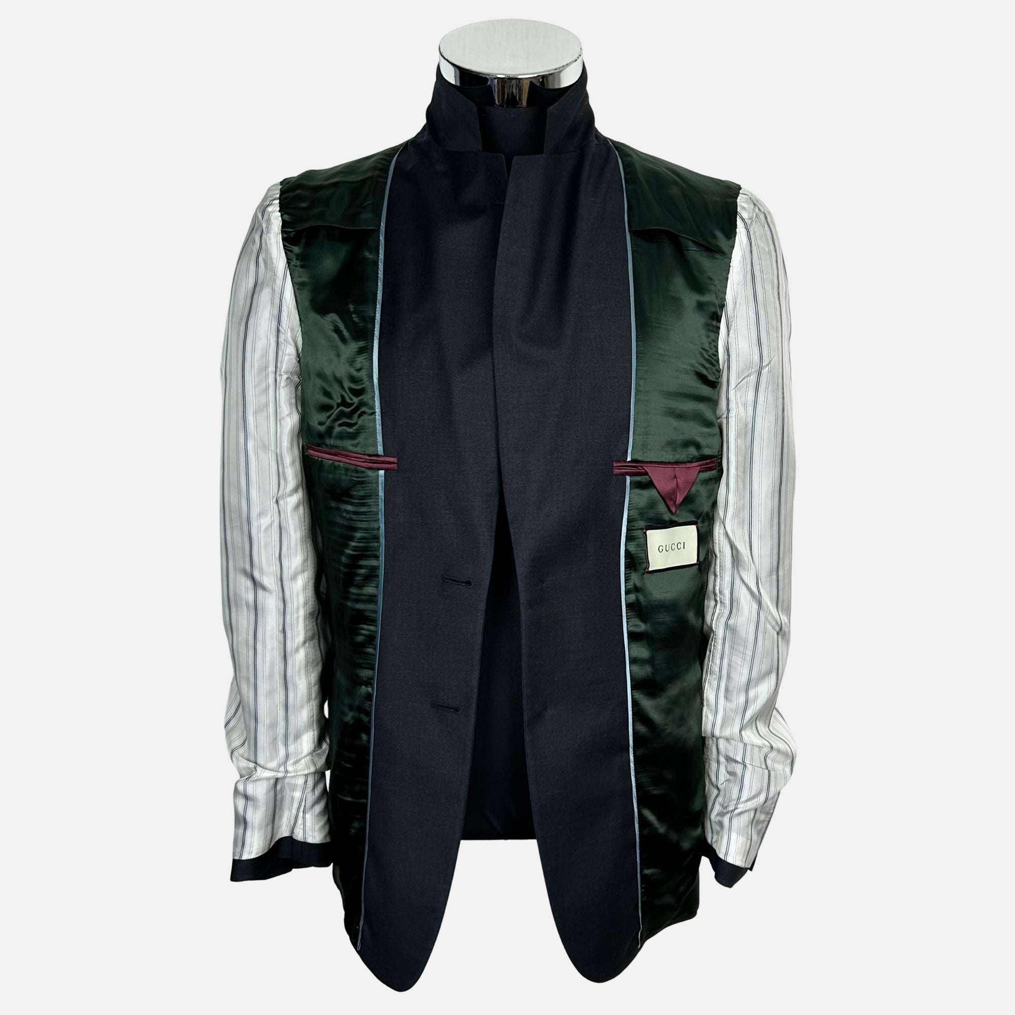 Dark Gray Suit made of Wool (EU 44)