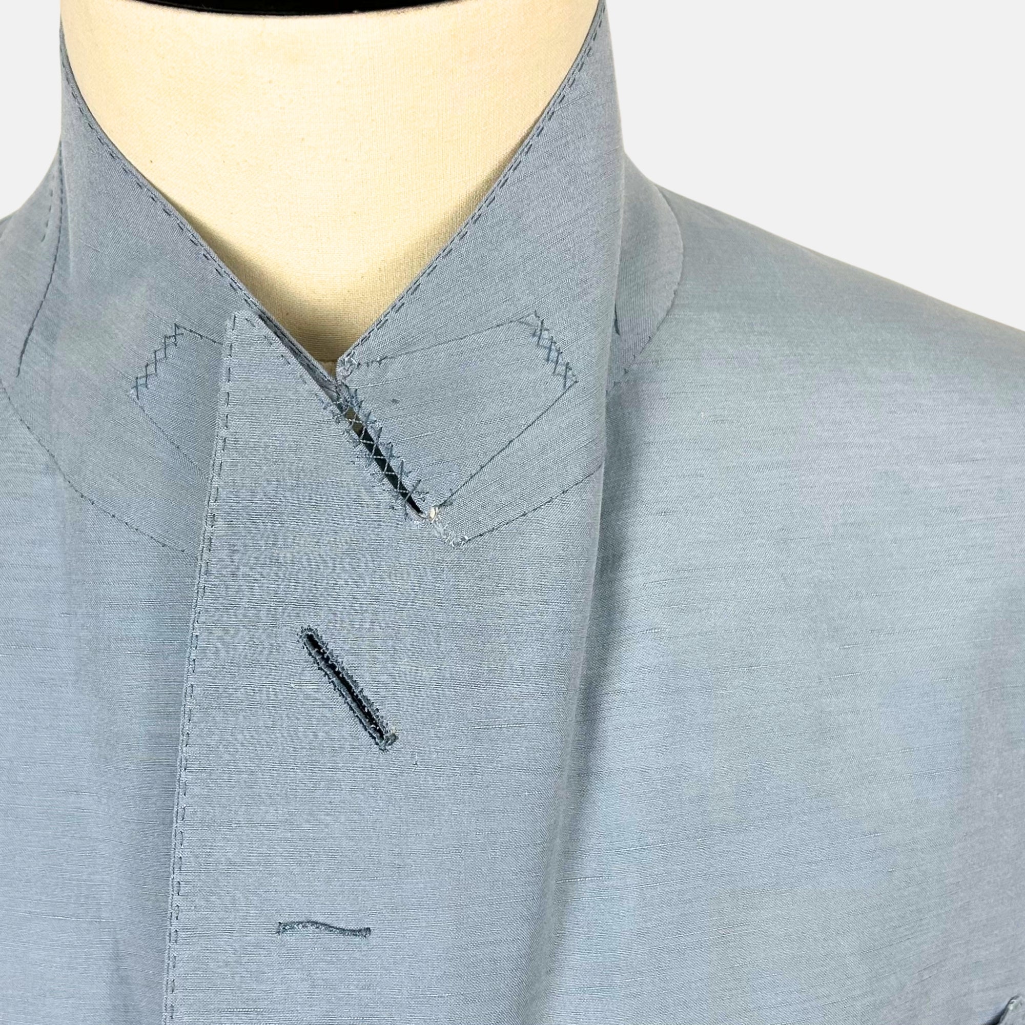 Light Blue Suit made of Silk/Linen (EU 54)