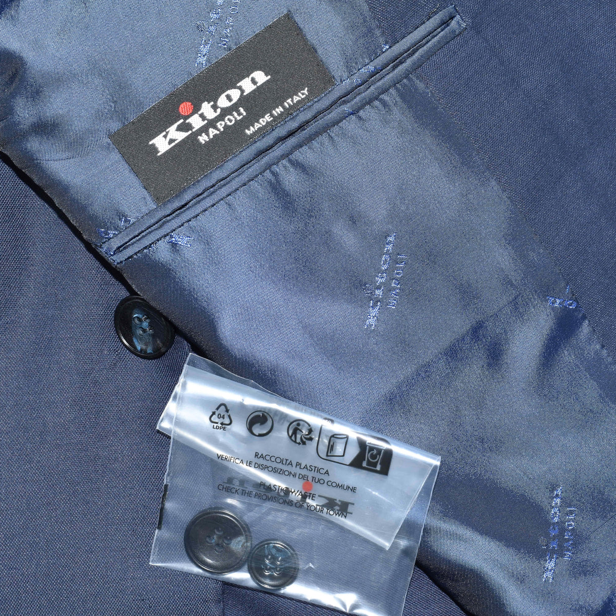 Navy Blazer made of Cotton/Silk (EU 48, EU 50, EU 52)