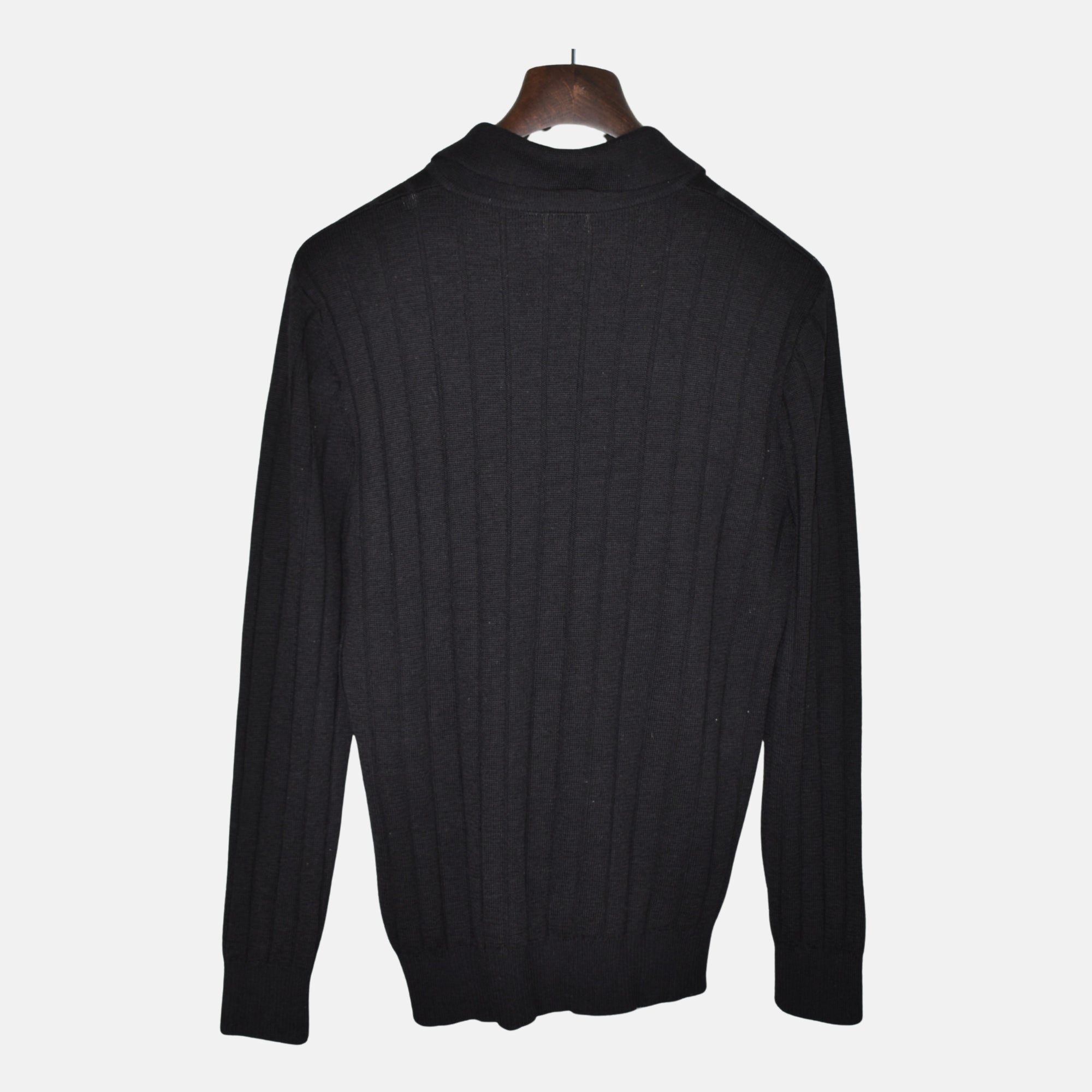 Black Sweater made of Merino Wool (XL)