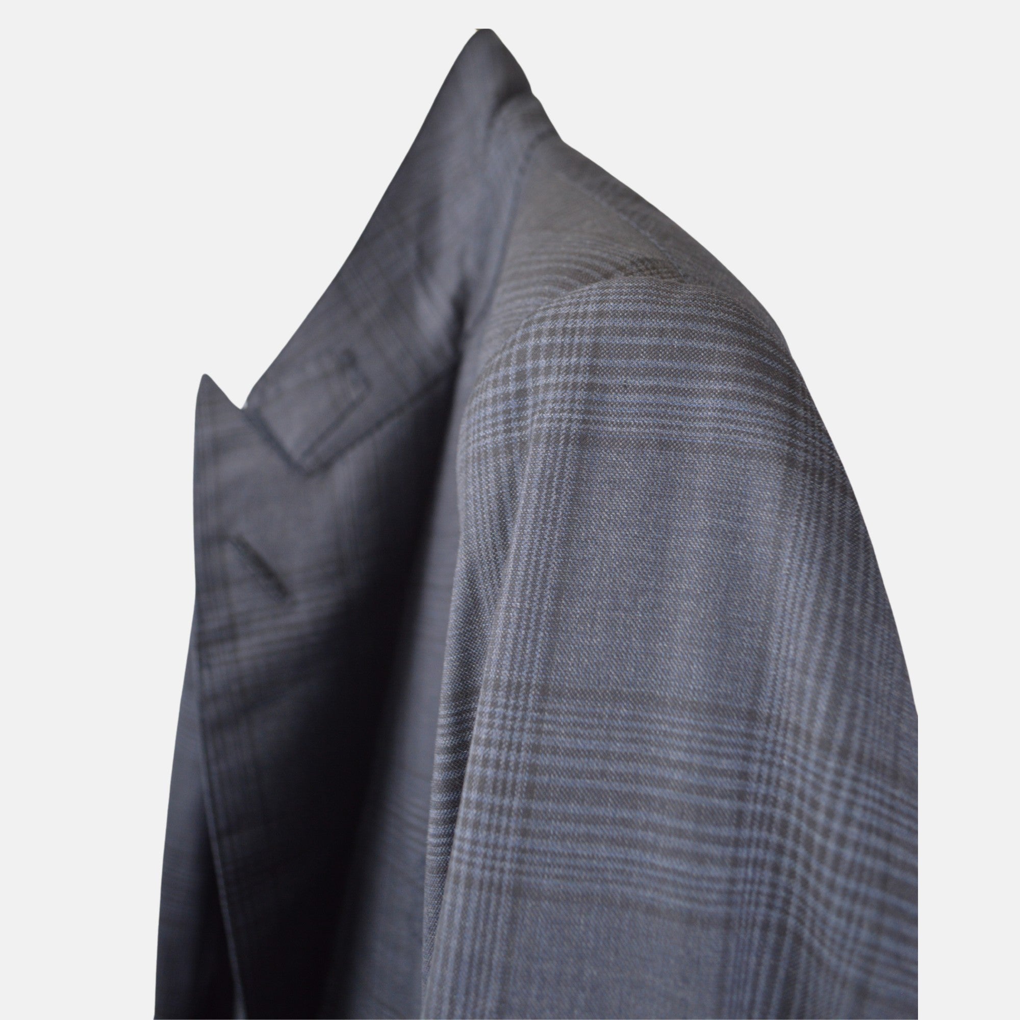 Grey/Black Checked Suit made of Silk/Rayon (EU 52)