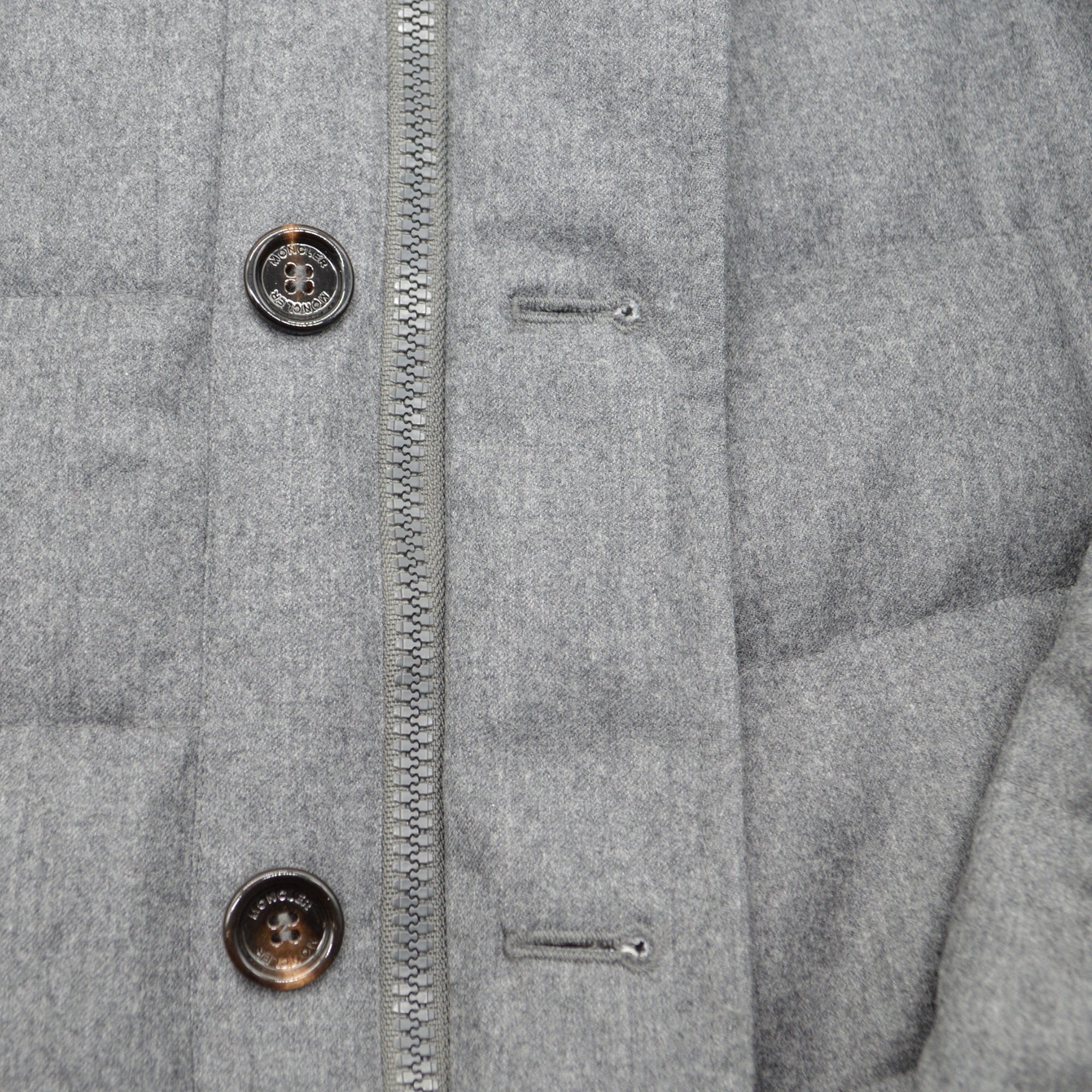 Grey Down Coat made of Wool Size (L)