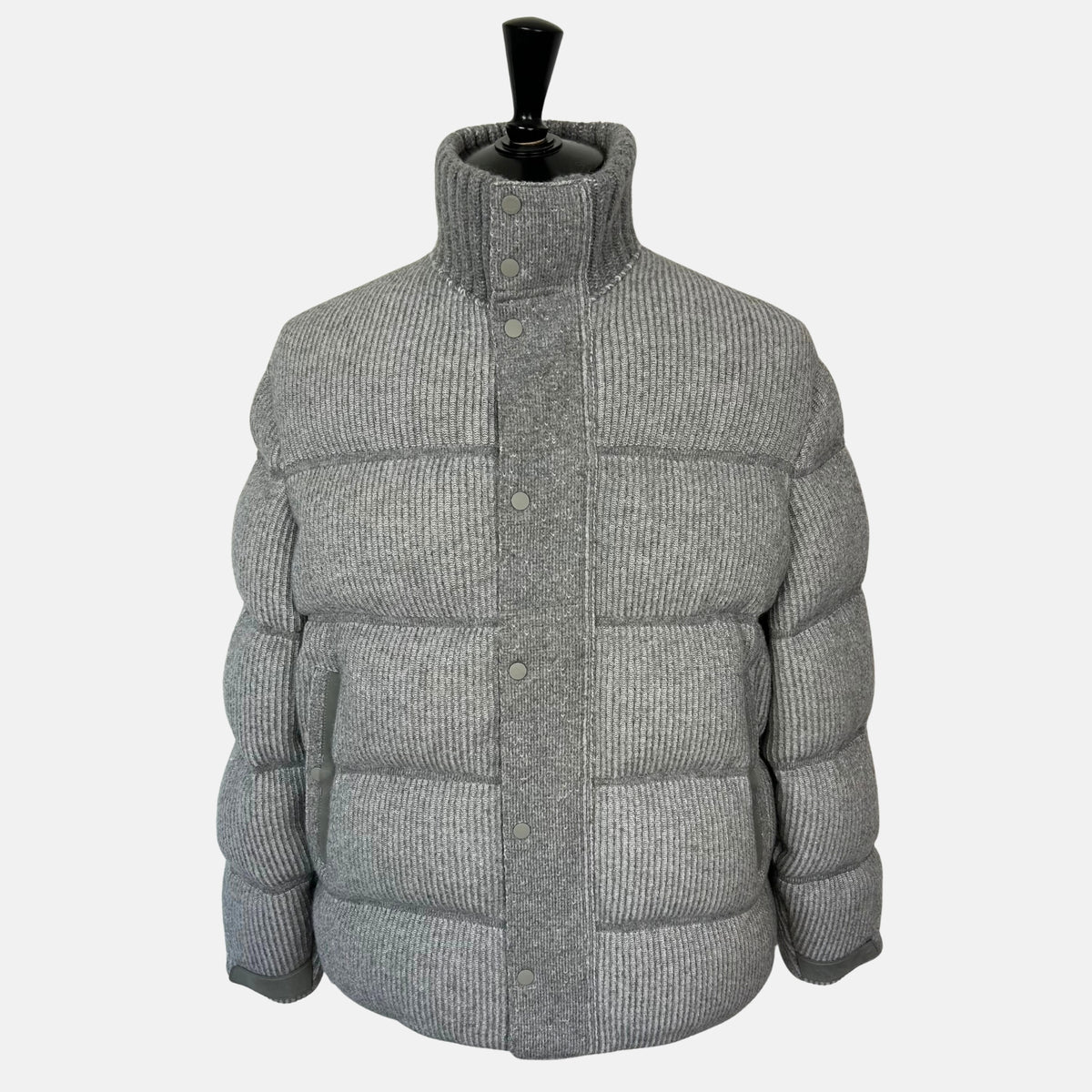 Graue Bomberjacke aus Kaschmir mit Lederdetails (EU 48)