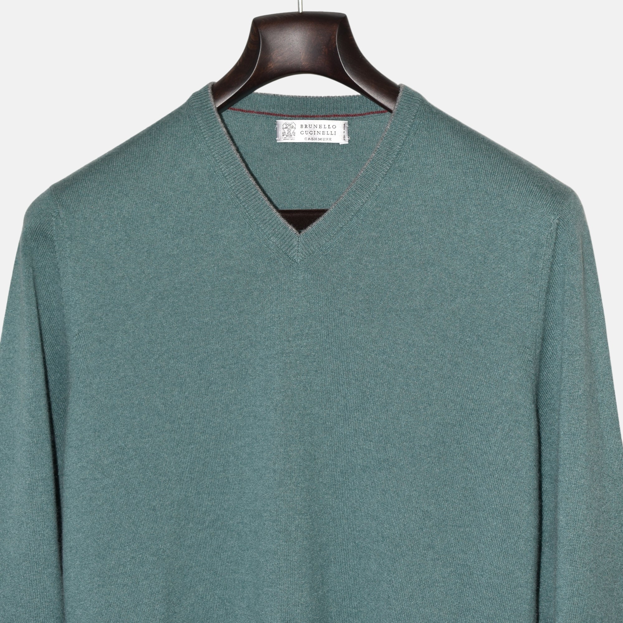 Green V-Neck Knit Cashmere Sweater (EU 52)