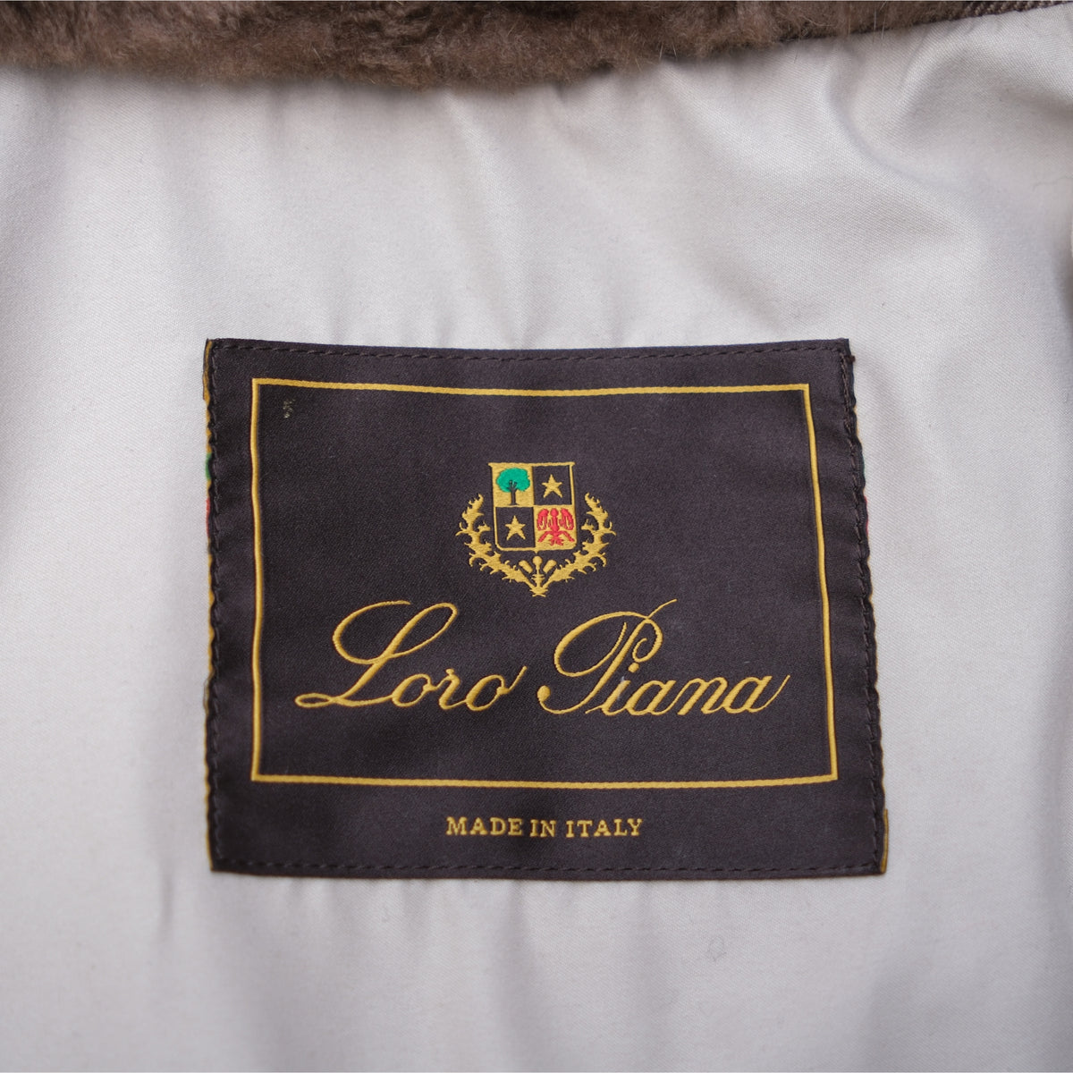 Brauner Daunenmantel aus Baby-Kaschmir mit Castarino-Kragen (XXXL)
