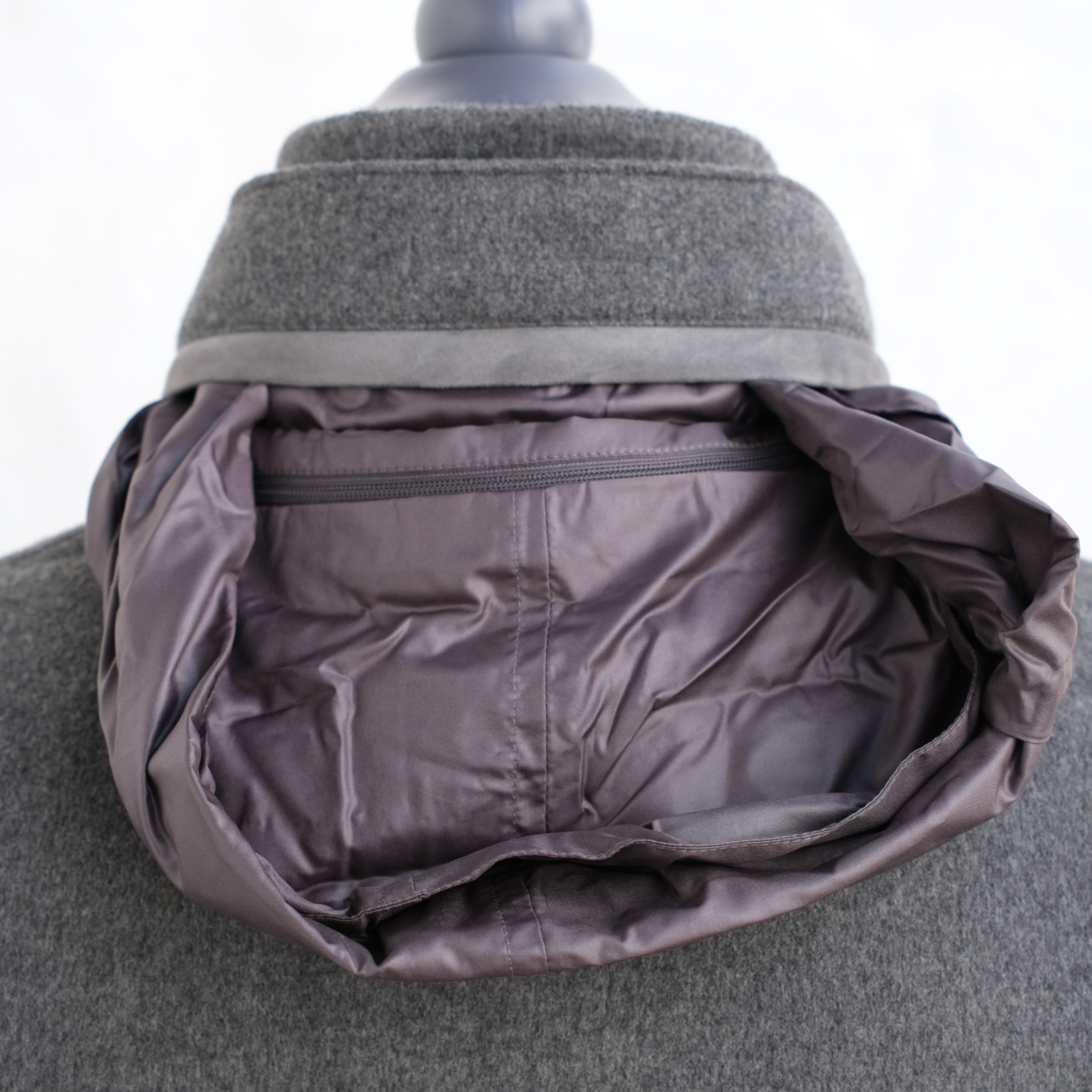 Gray Down/Storm System Jacket made of Virgin Wool/Cashmere/Suede Details (EU 52)