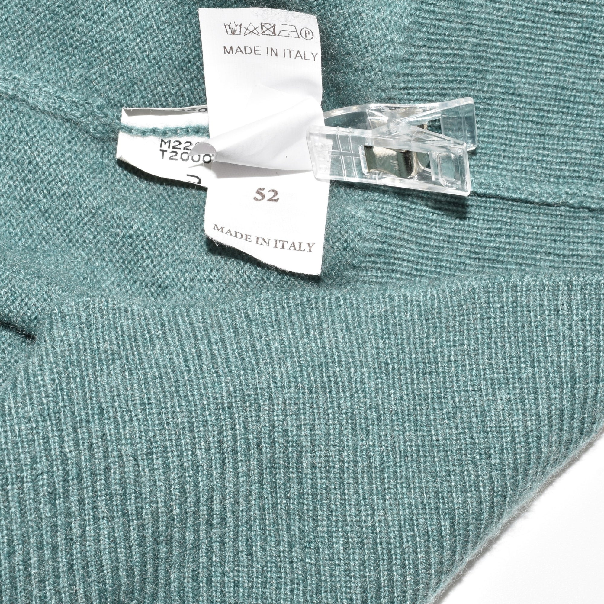 Green V-Neck Knit Cashmere Sweater (EU 52)