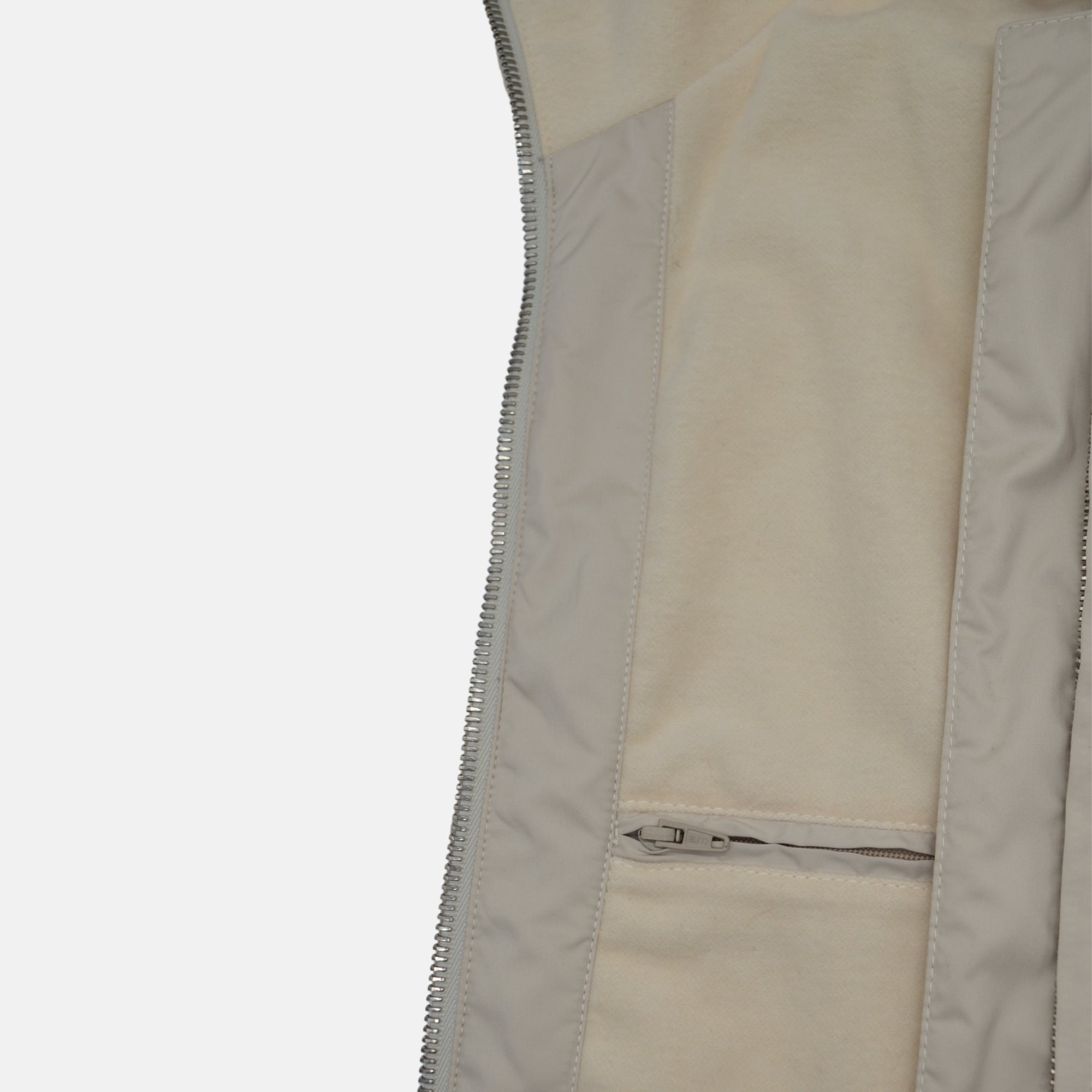 Cream Vest made of Polyester (L)