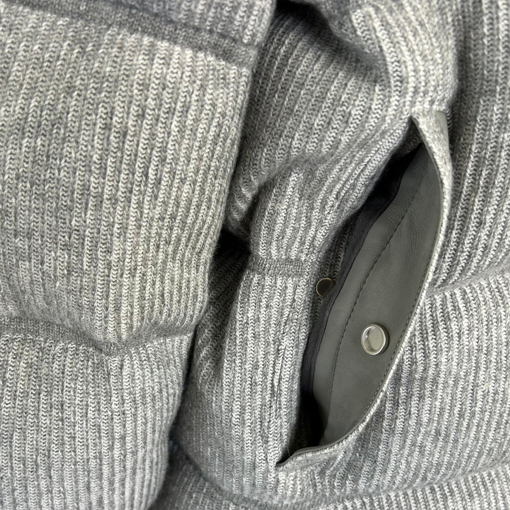 Grey Bomber Jacket made of Cashmere/Leather Details (EU 48)