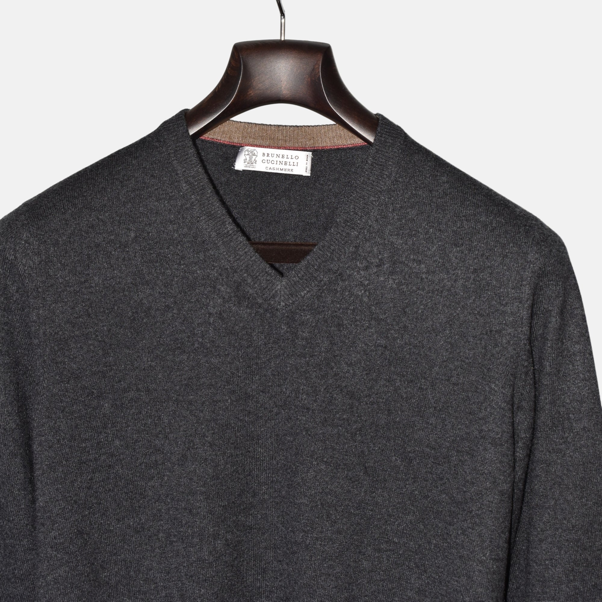 Grey V-Neck Cashmere Sweater (EU 46)