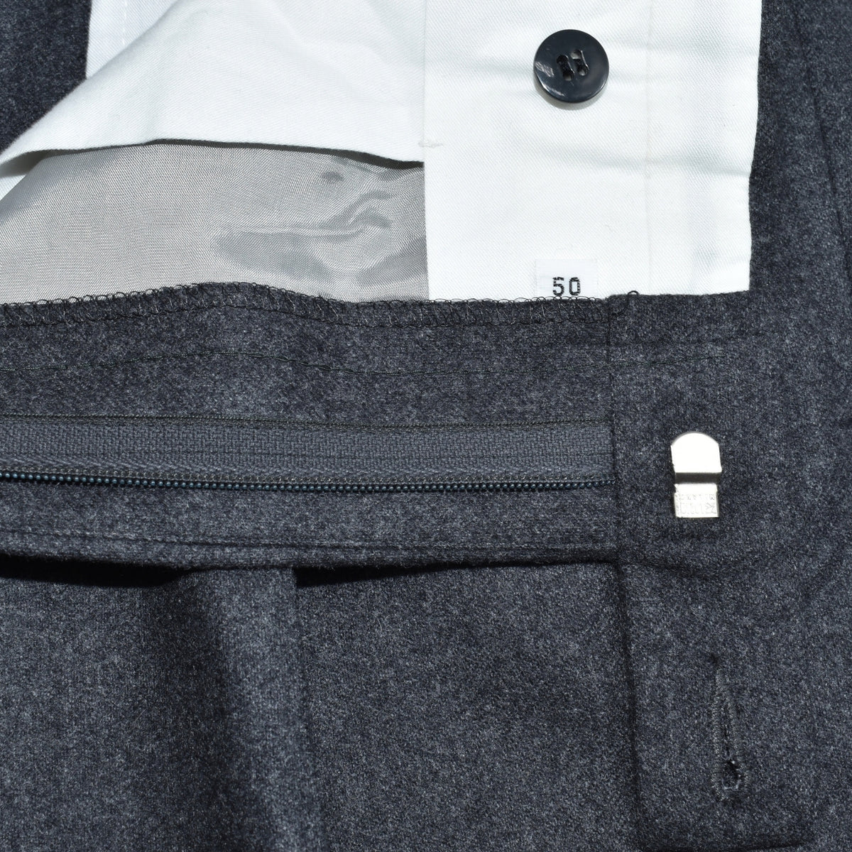 Grey Cashmere Suit (EU 52)