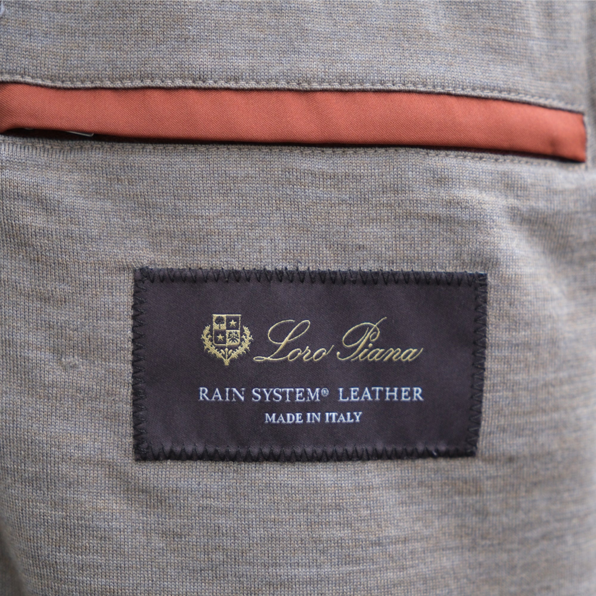 Brown Jacket made of Leather (M)