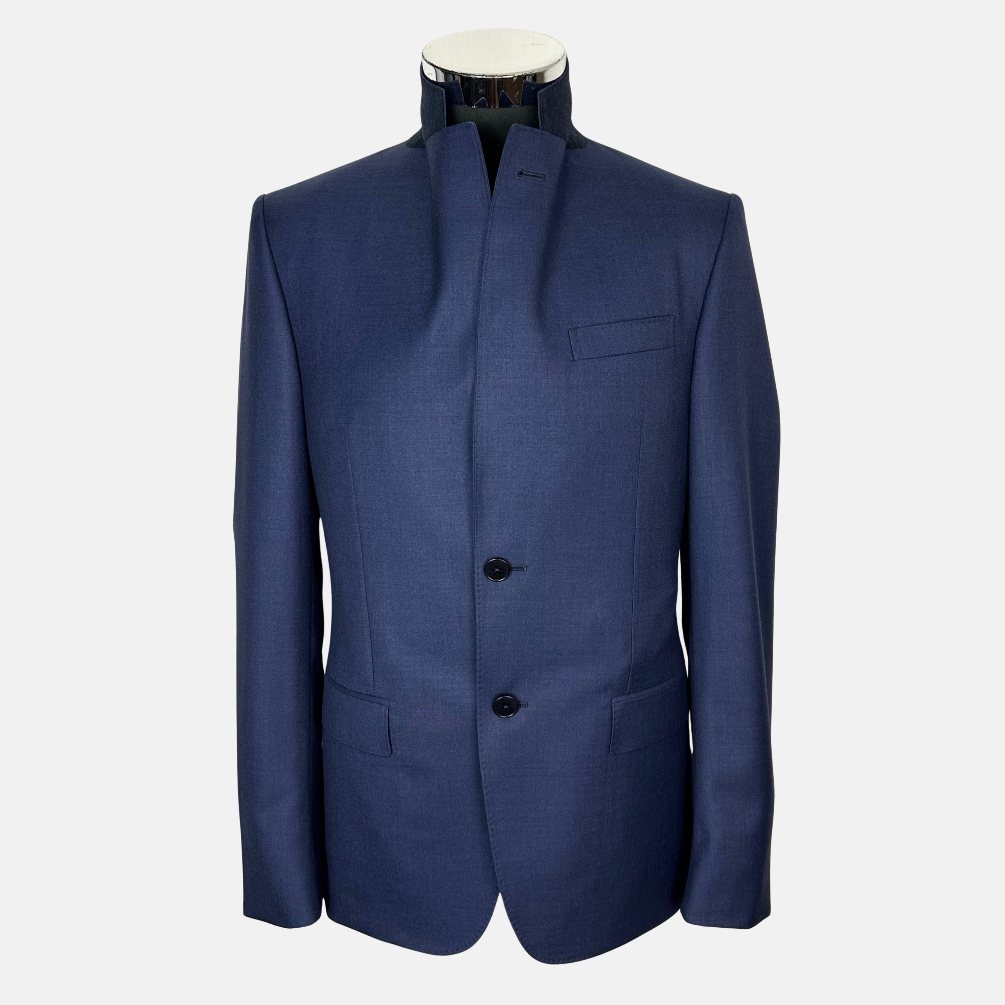 Blue Suit made of Wool (EU 46)