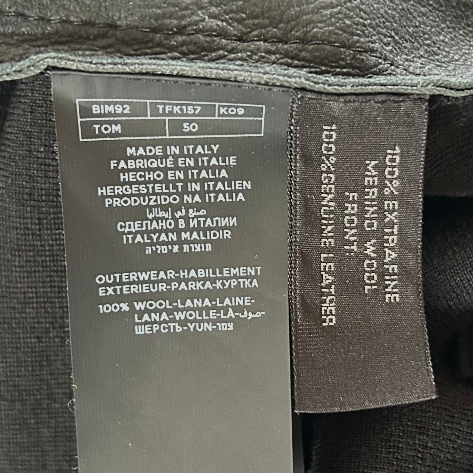 Black Bomber Jacket made of Leather(EU 50)