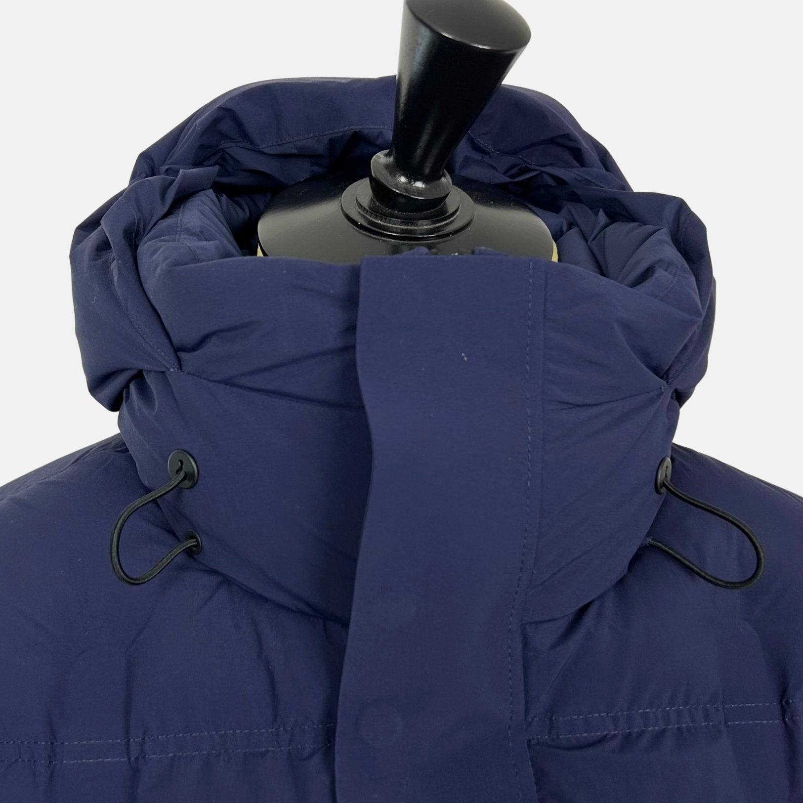 Navy Hooded Down Jacket made of Polyamide/Goose Down/Feathers (EU 48)