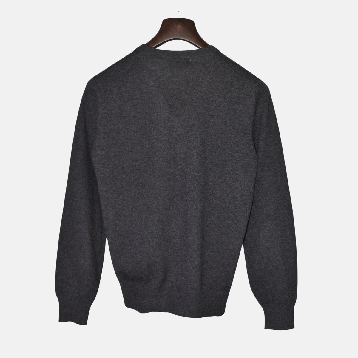 Grey V-Neck Cashmere Sweater (EU 46)