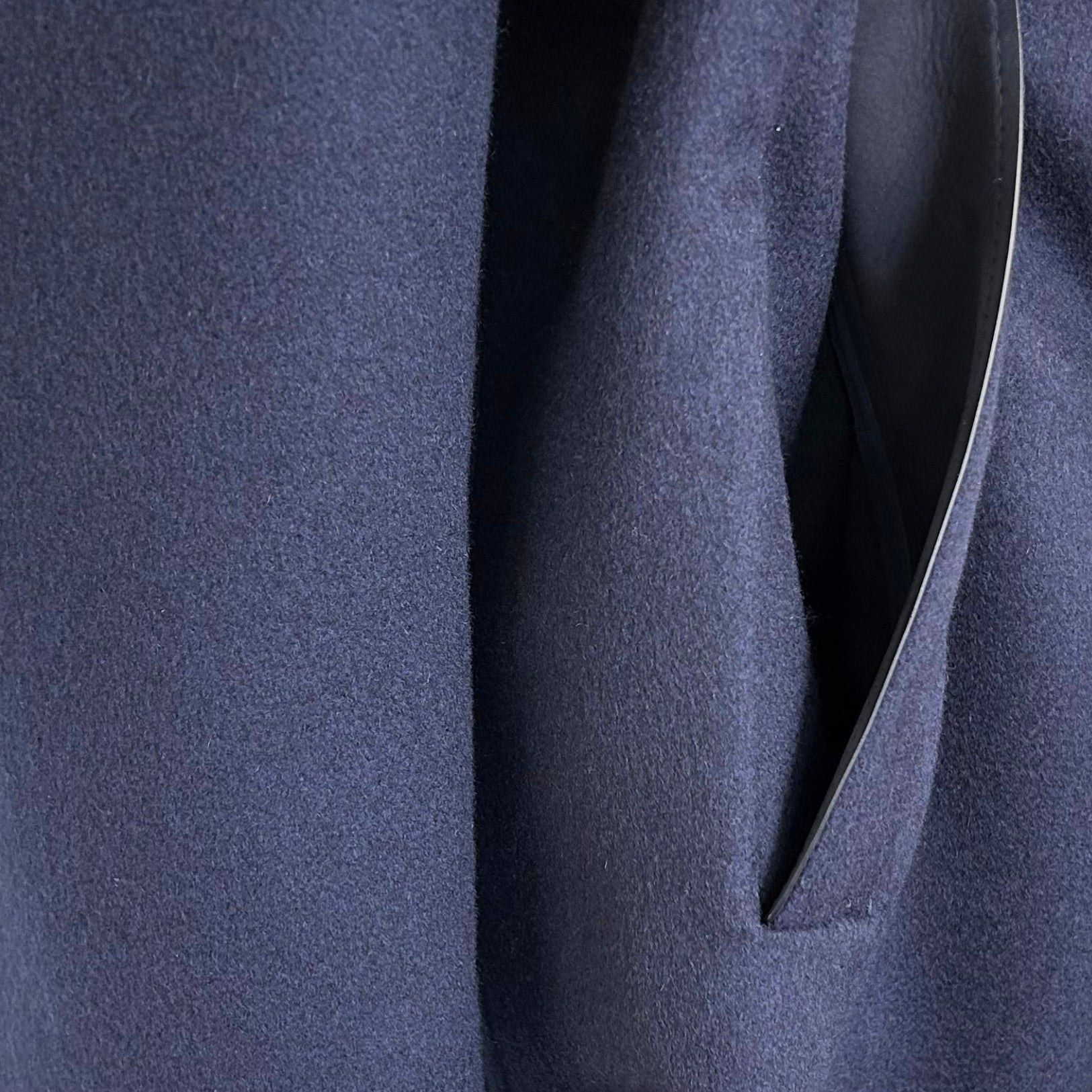 Navy Doublebreasted Coat made of Cashmere (EU 50)