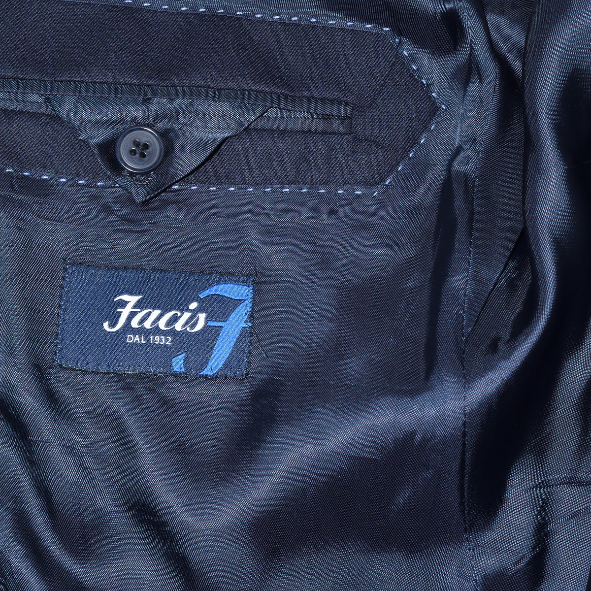 Navy Suit made of Virgin Wool (EU 52)
