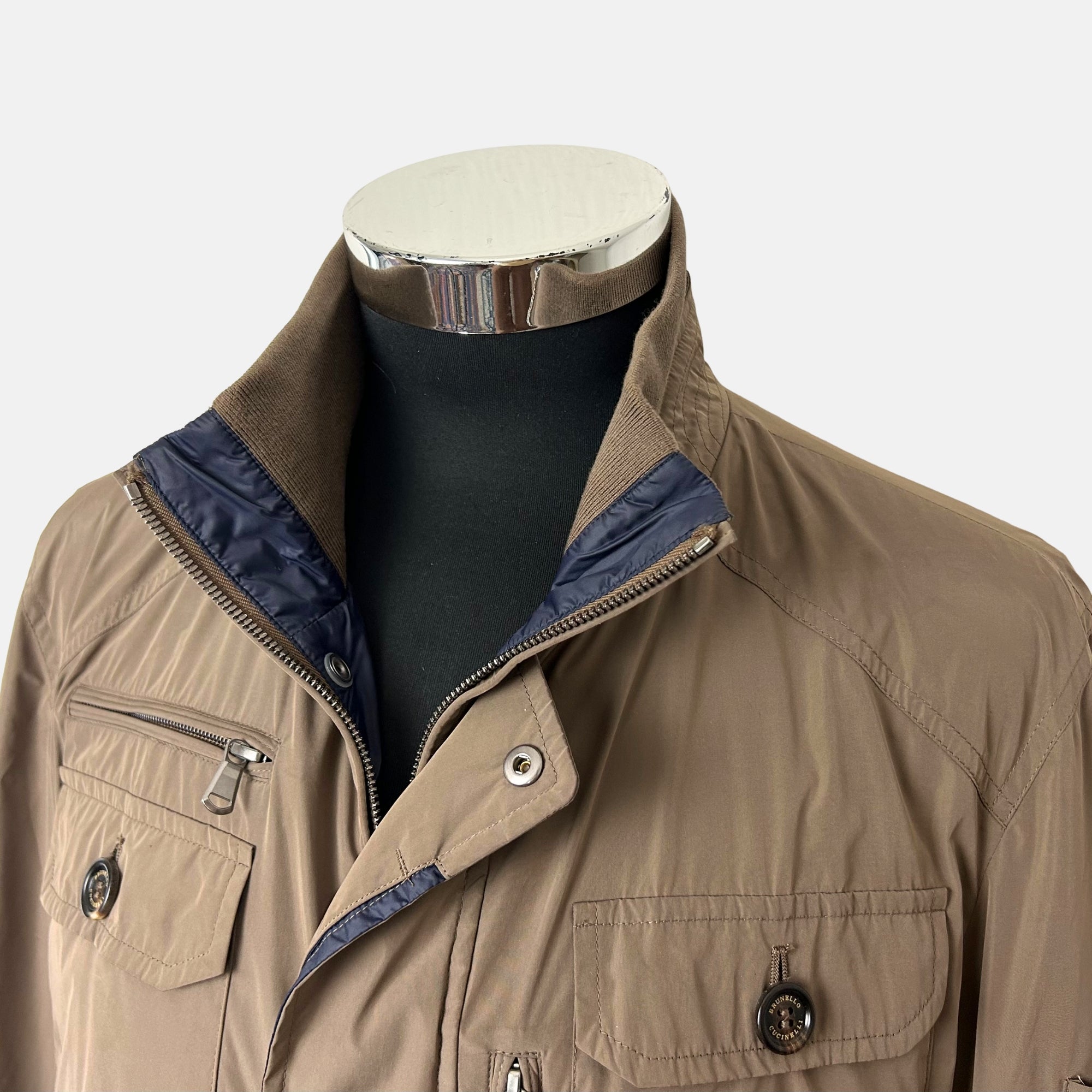 Taupe Jacket made of Polyester/Nylon (S/M)