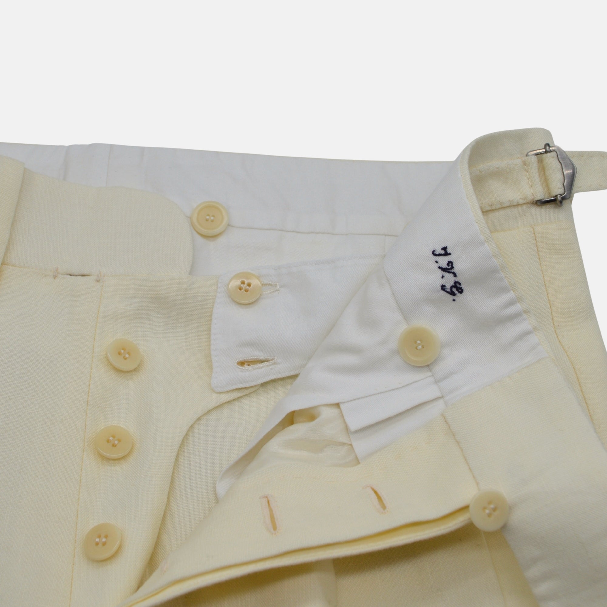 Offwhite Double-Pleated Trousers made of Linen (EU 46)