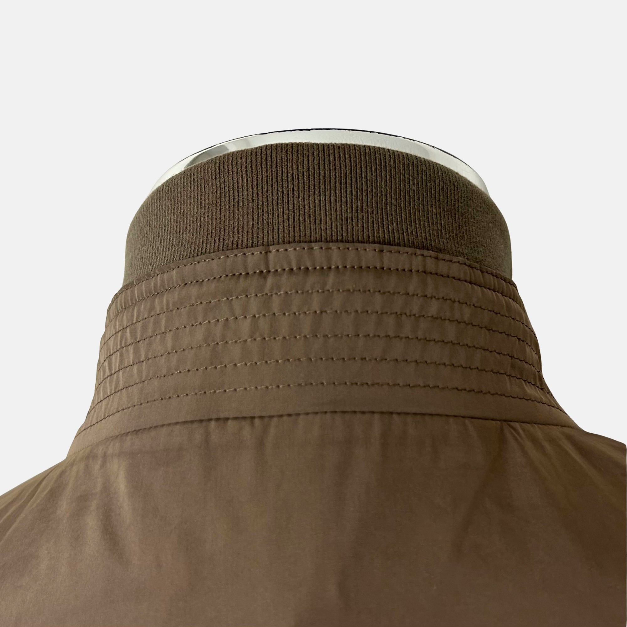 Taupe Jacket made of Polyester/Nylon (S/M)