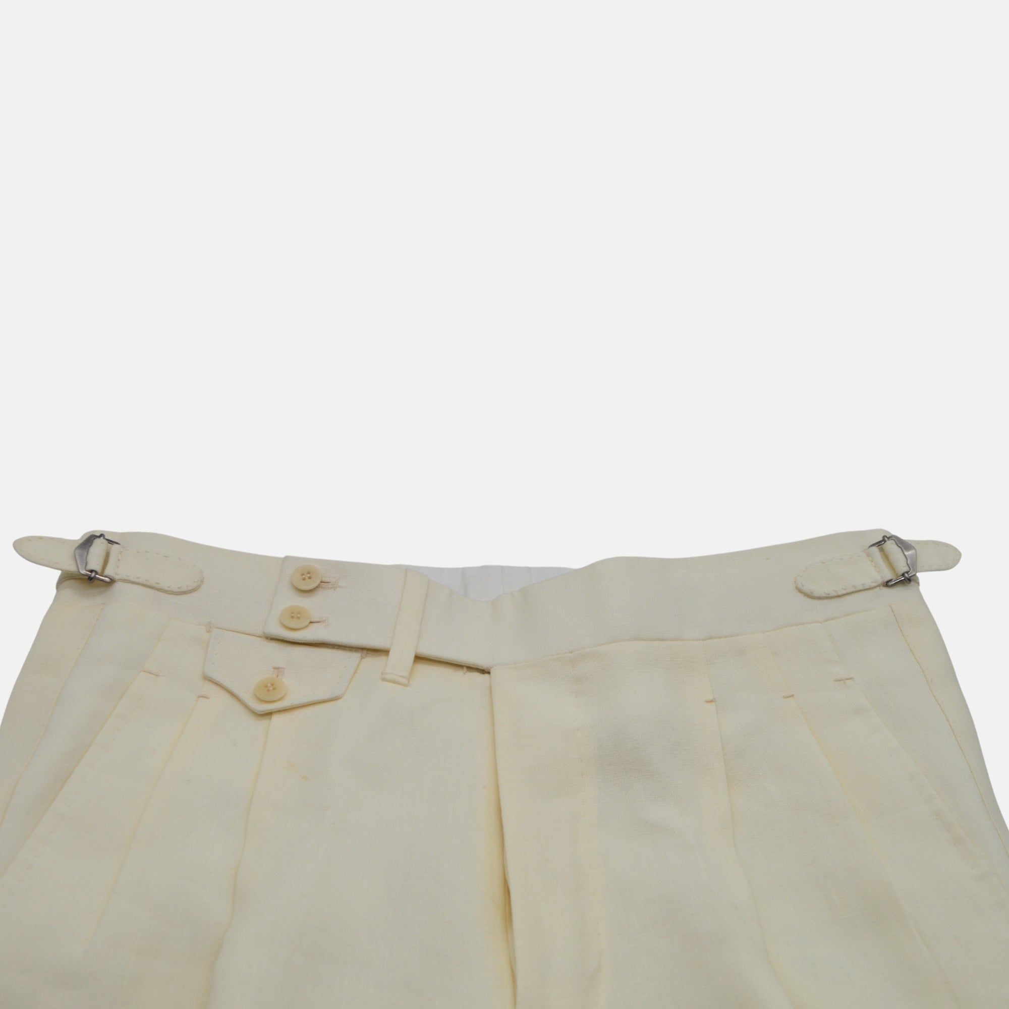 Offwhite Double-Pleated Trousers made of Linen (EU 46)