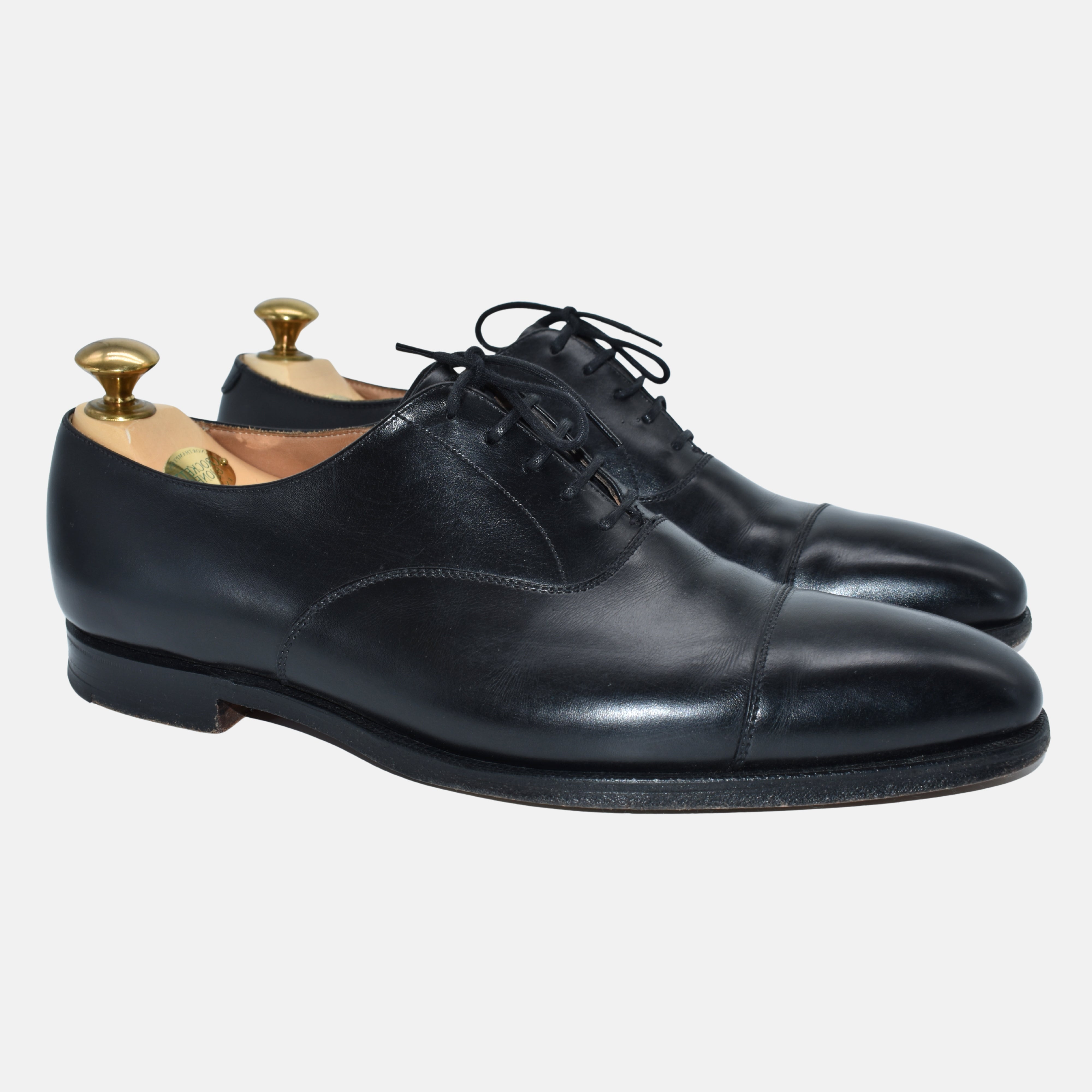 Black Shoes made of Leather (EU 42)