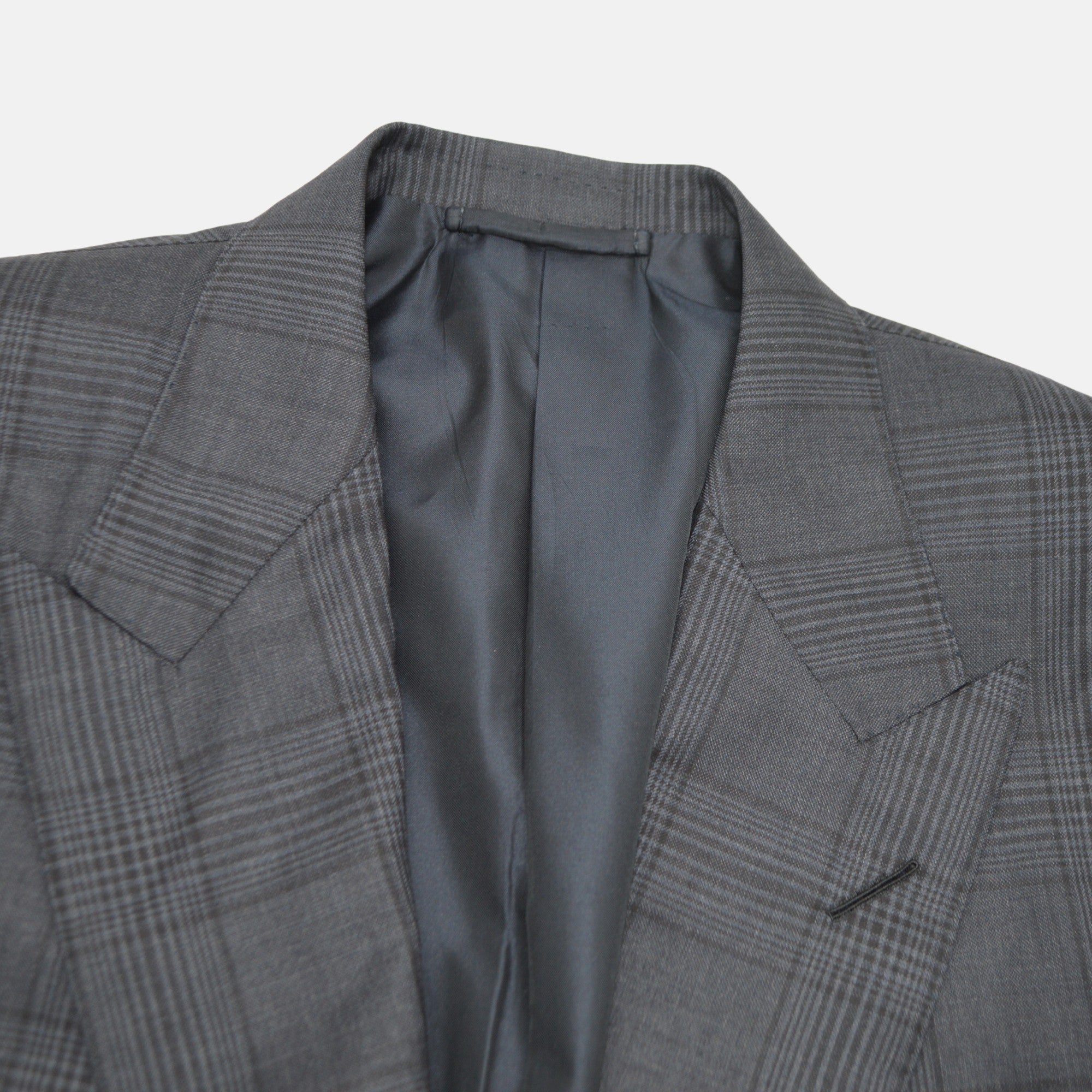 Grey/Black Checked Suit made of Silk/Rayon (EU 52)