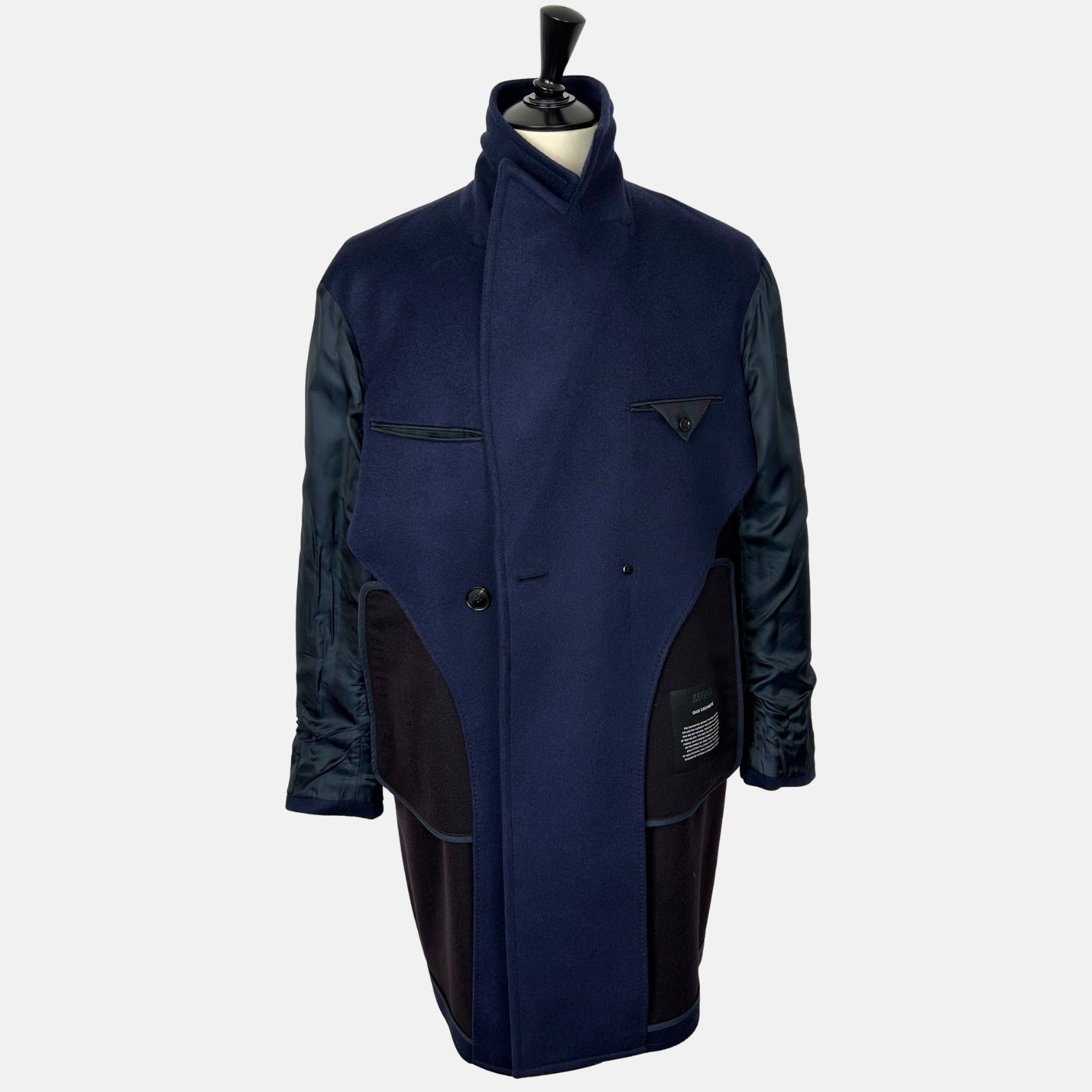 Navy Doublebreasted Coat made of Cashmere (EU 50)