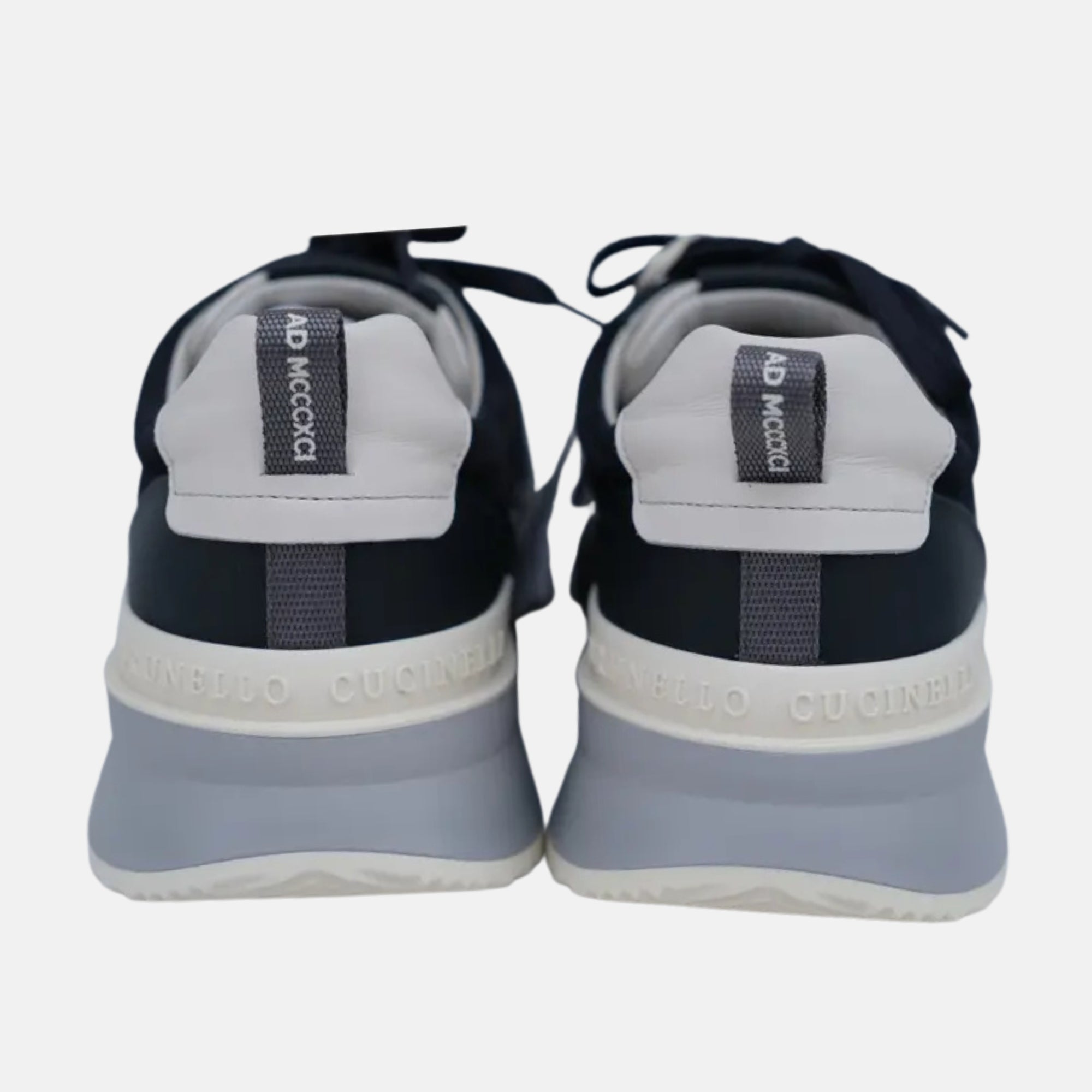 Navy Sneaker aus Wildleder/Leder (EU 41/EU 44)