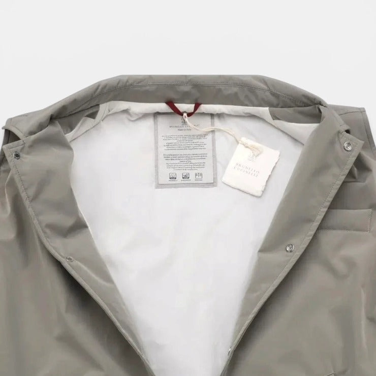 Brunello Cucinelli Beige Water-Resistant Snap-Front Vest – pre-owned luxury menswear at Sanpetuna