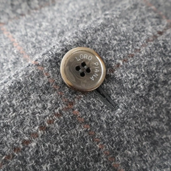 Loro Piana Grey Tailored Cashmere Coat – pre-owned luxury menswear at Sanpetuna