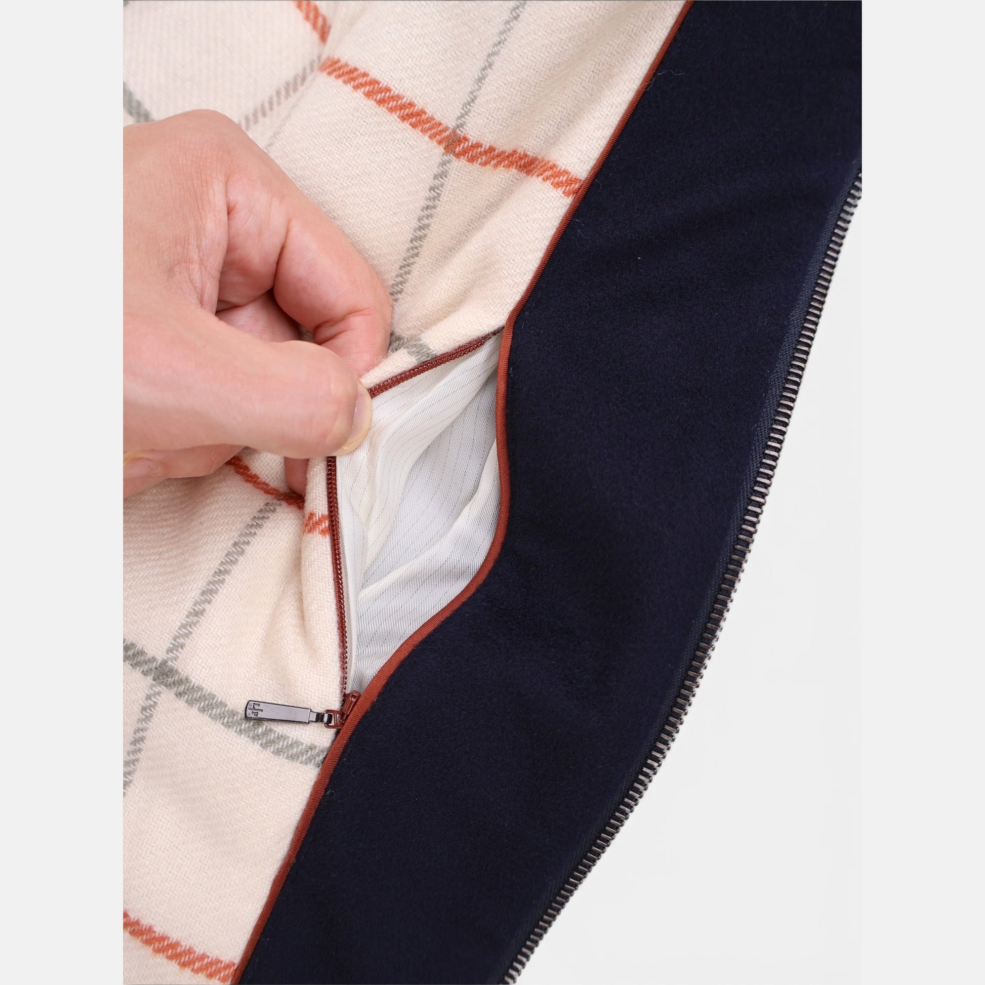 Loro Piana Ardmore bomber jacket in navy vicuña