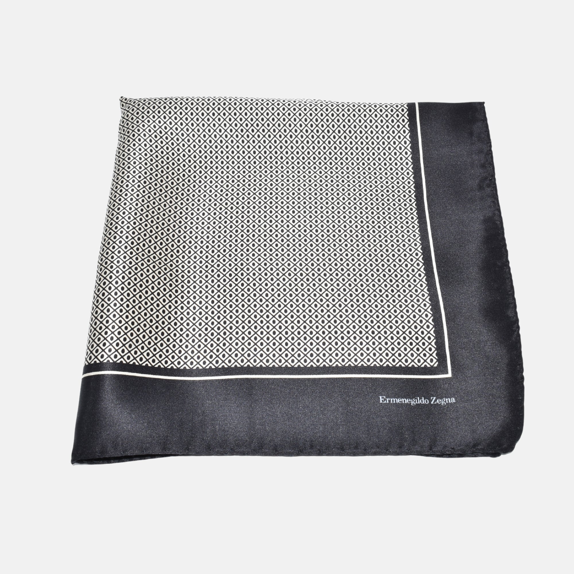 Black/Creme Silk Pocket Square