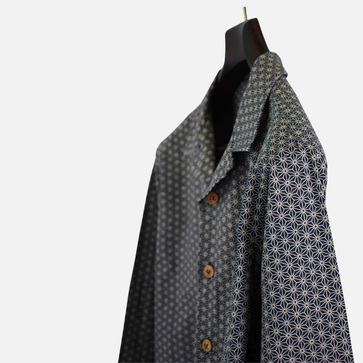 Blau-beige gemustertes Hemd aus Baumwolle (XXL)