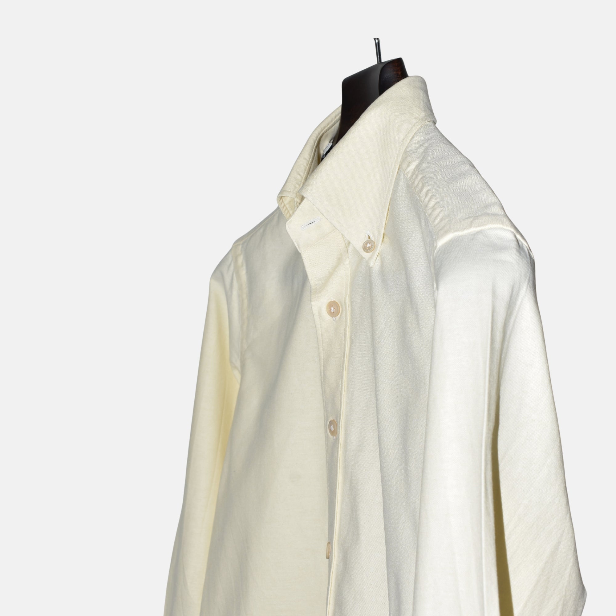Light Yellow Shirt made of Cotton (M)