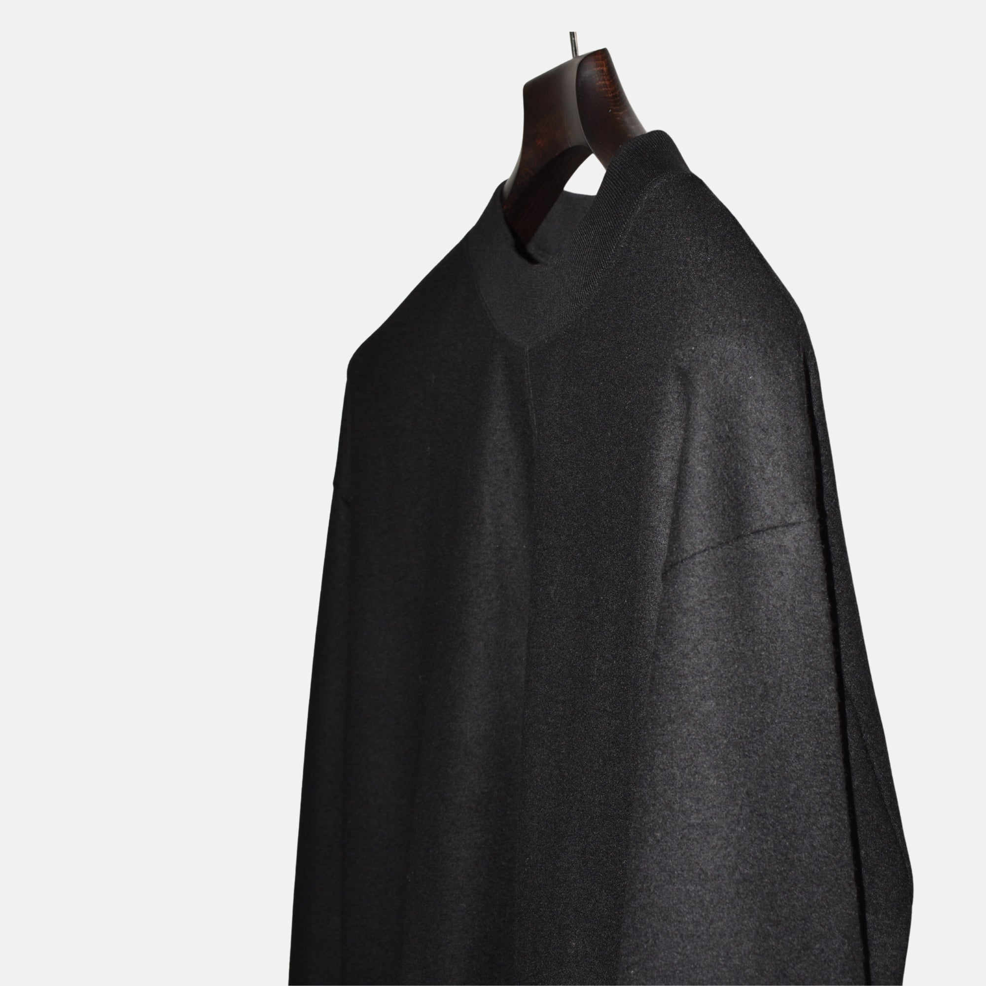 Black Oversized Sweater made of Wool (EU 48)