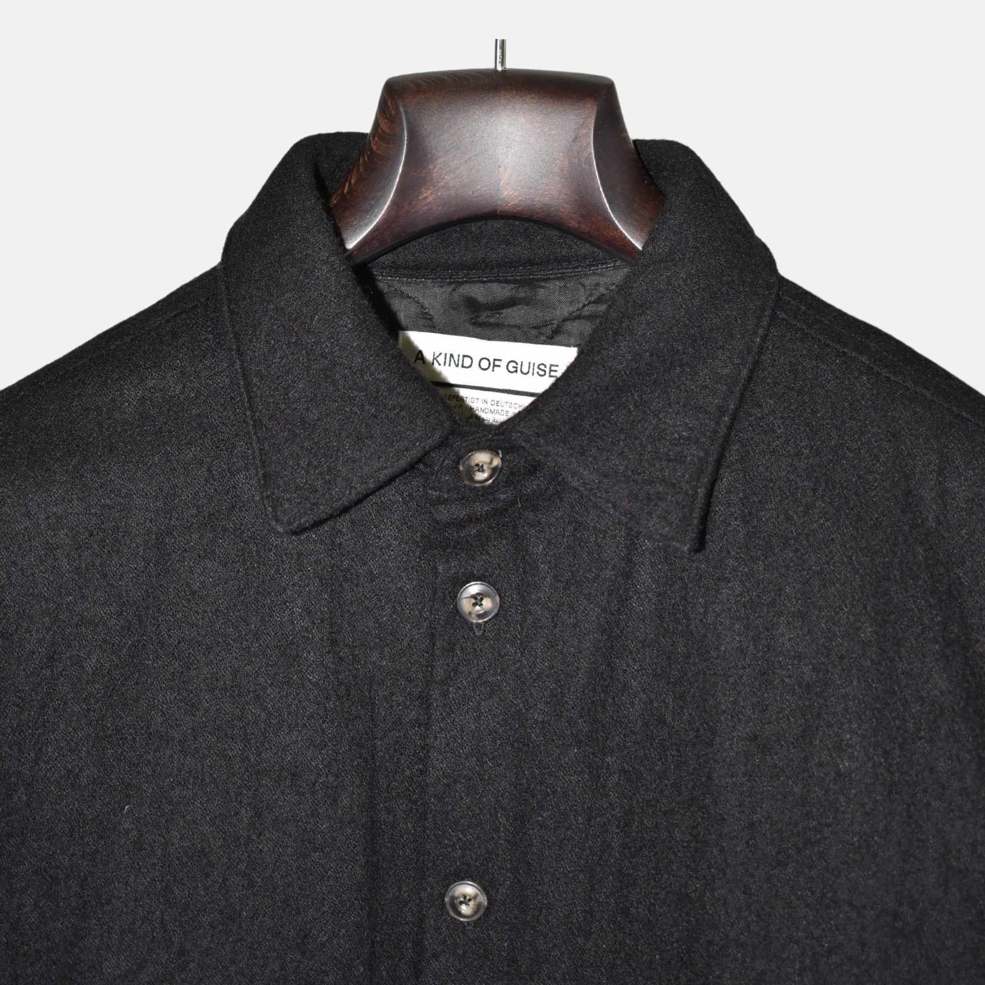 Black Overshit made of Virgin Wool (M)