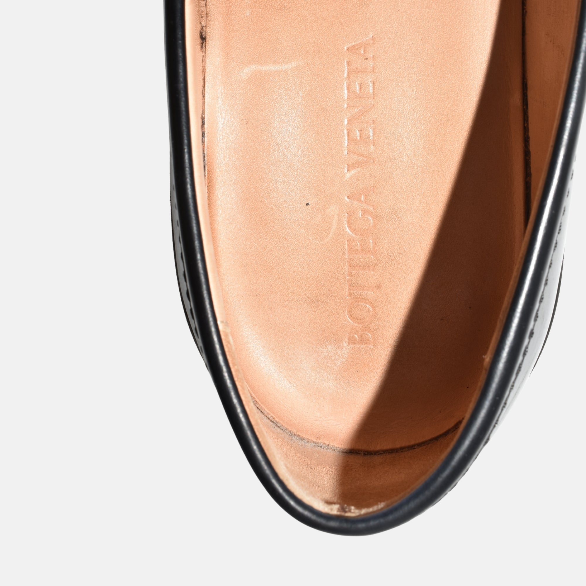 Black Shoes made of Leather (EU 43)